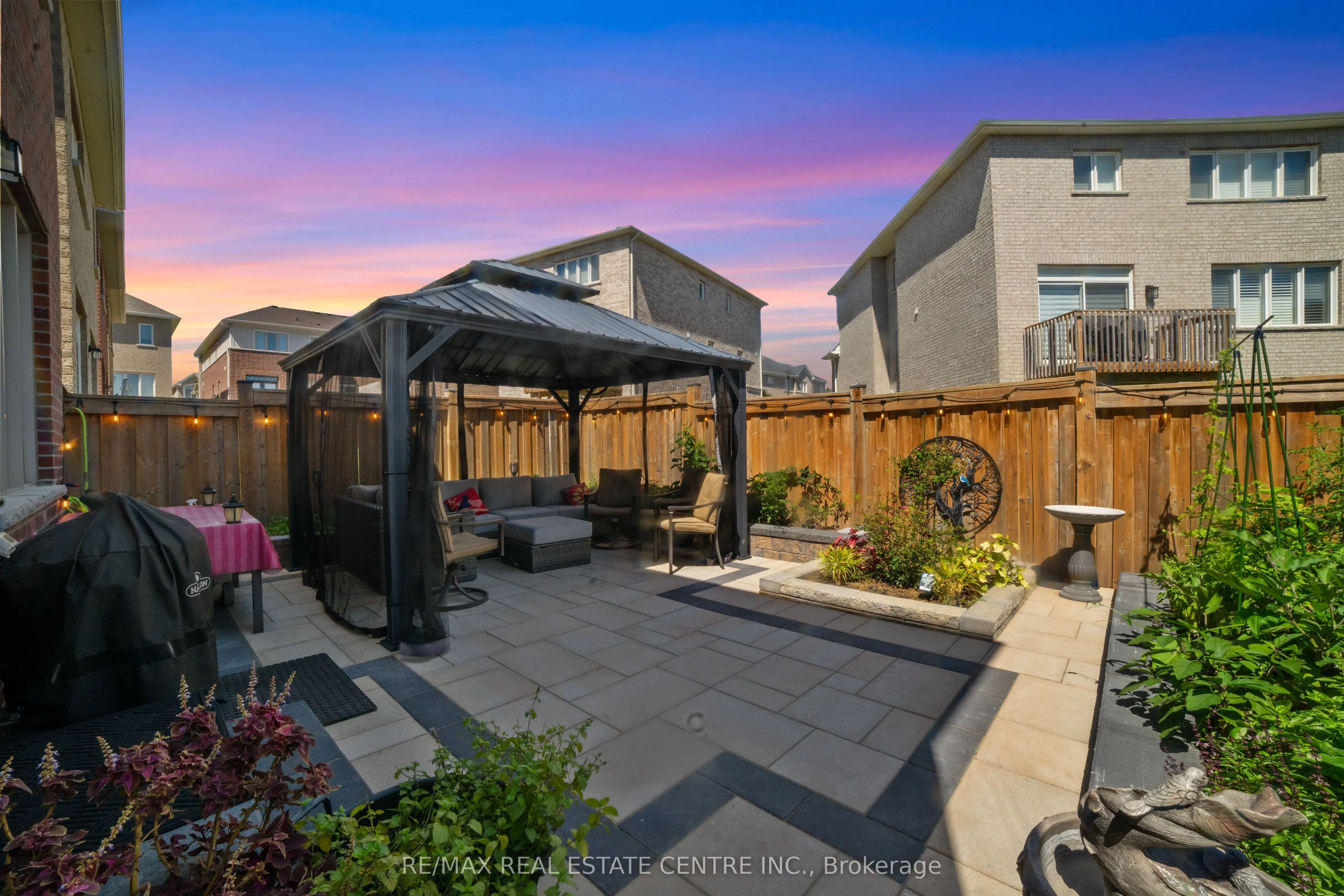 1106 Cactus Crescent