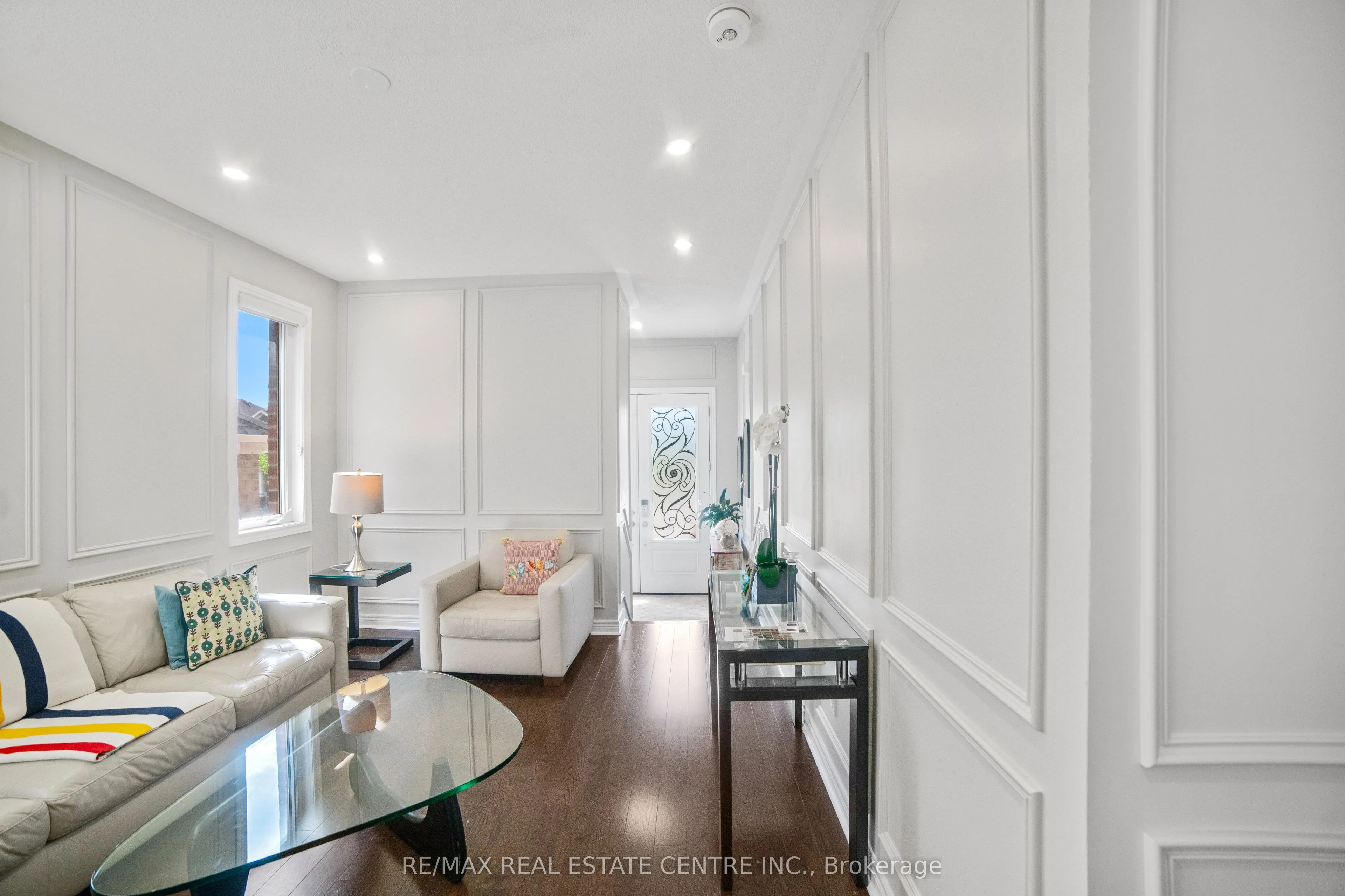 1106 Cactus Crescent