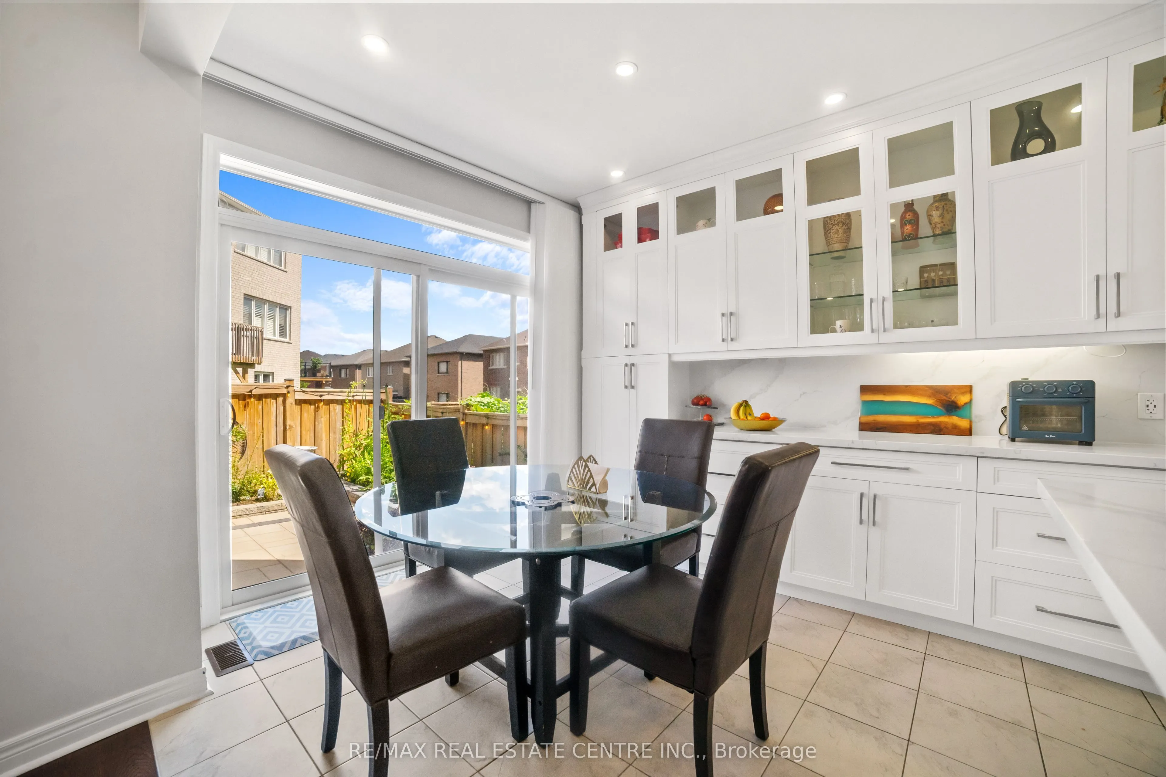 1106 Cactus Crescent