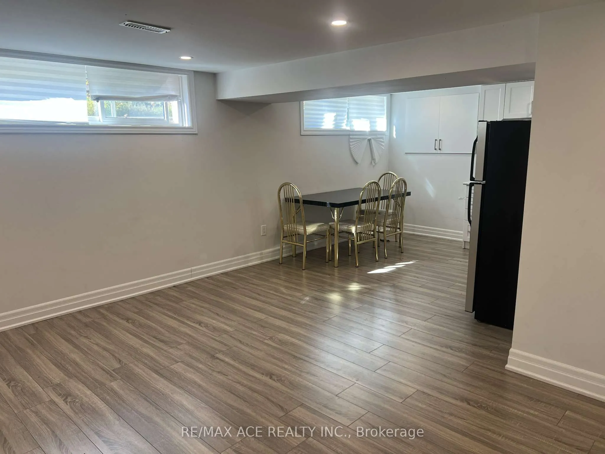 21 Ada Crescent, #Bsmt