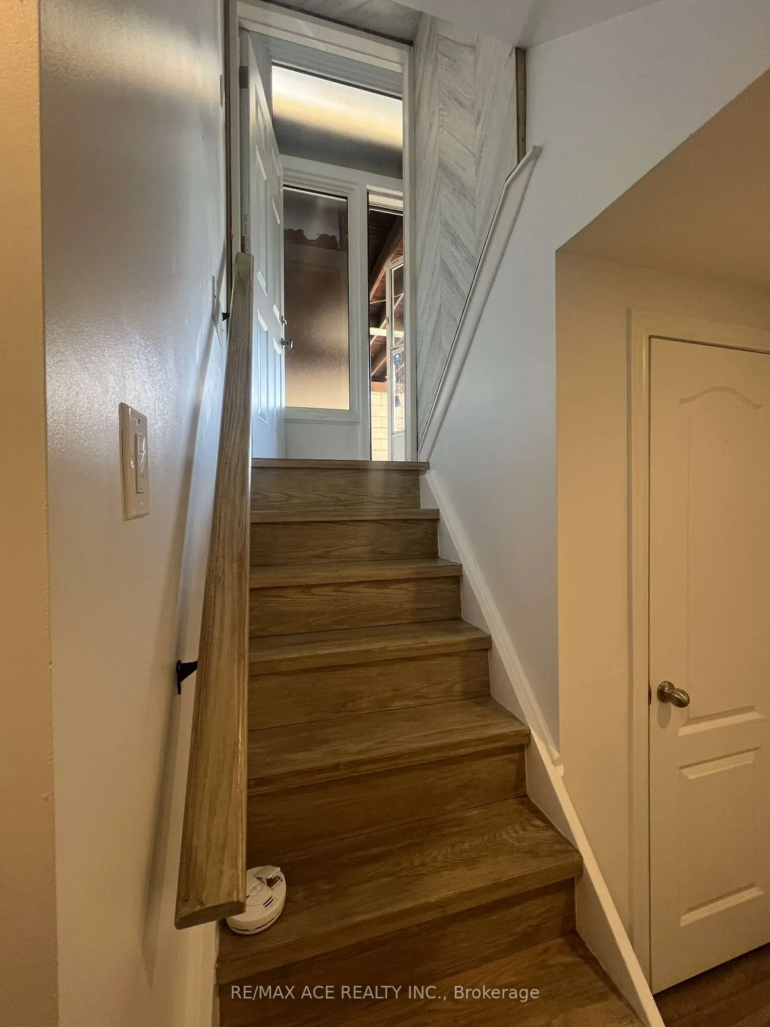 21 Ada Crescent, #Bsmt