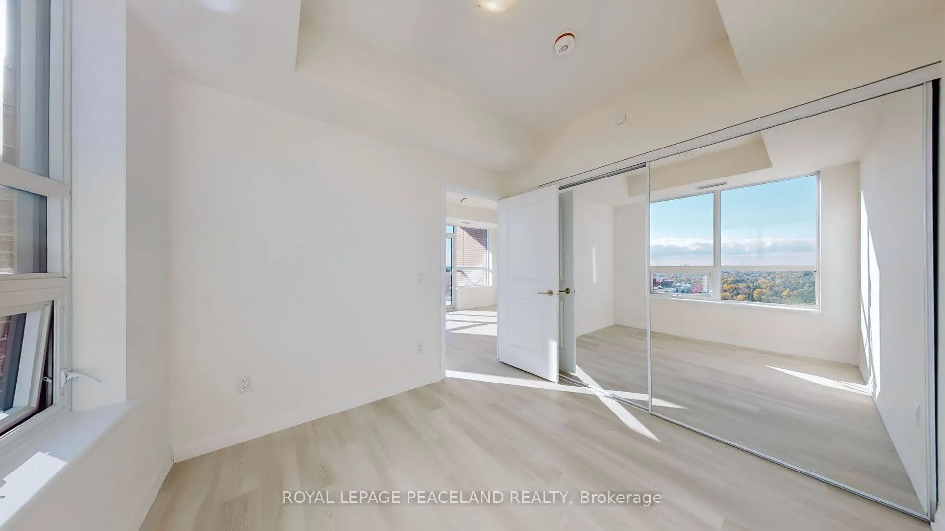 3260 SHEPPARD Avenue E, #2209