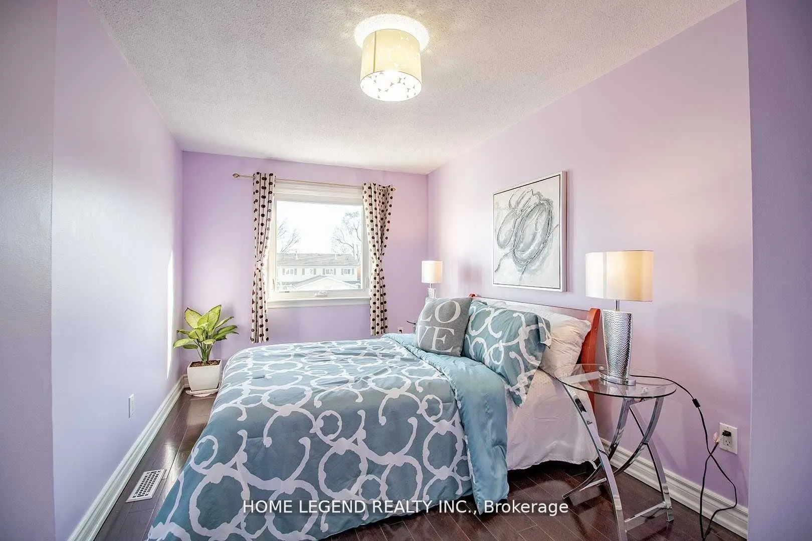 134 Silver Springs Boulevard