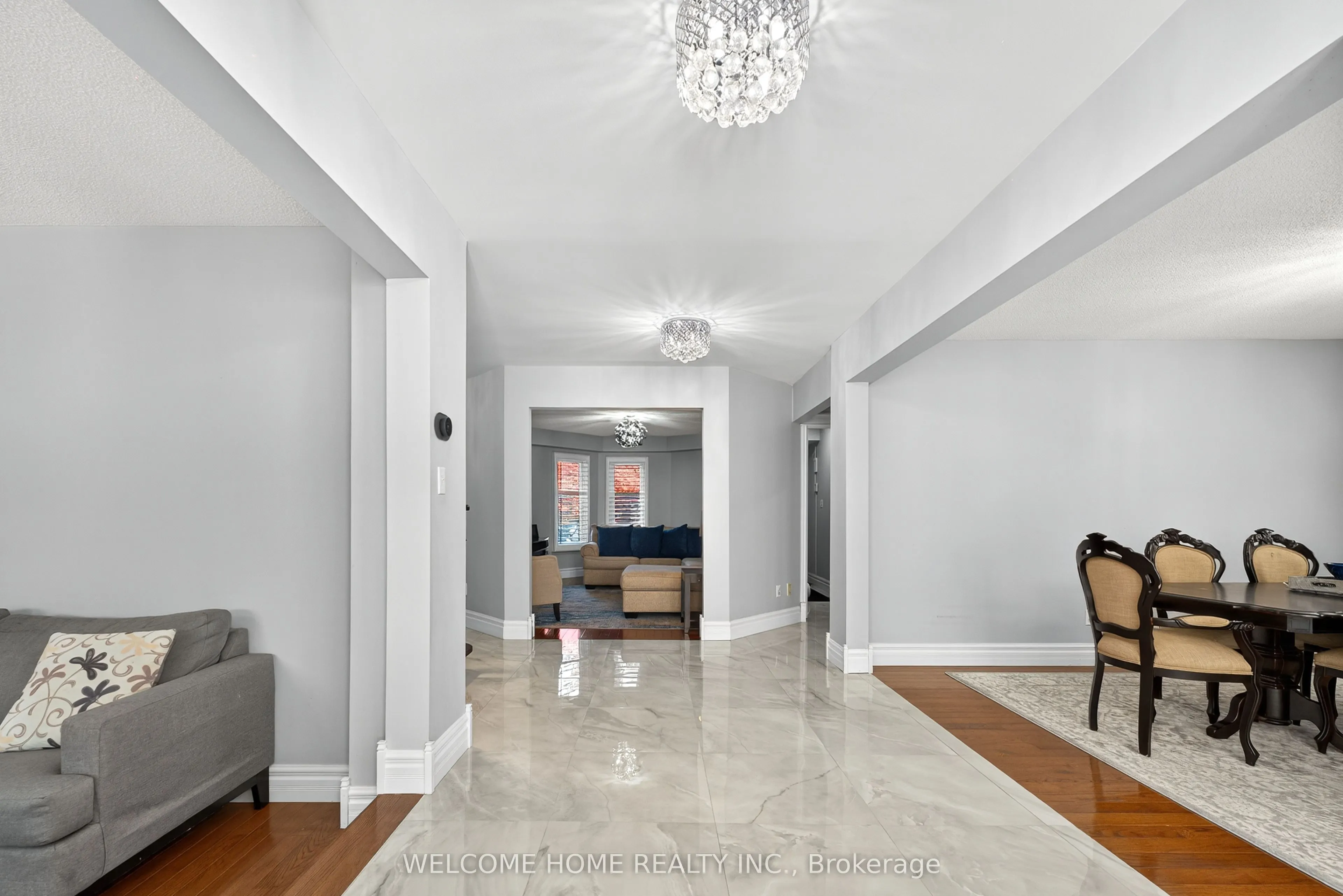 1037 Sandcliff Drive E