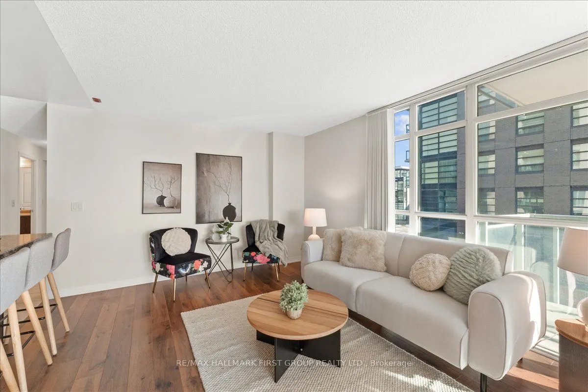 1600 Charles Street, #303