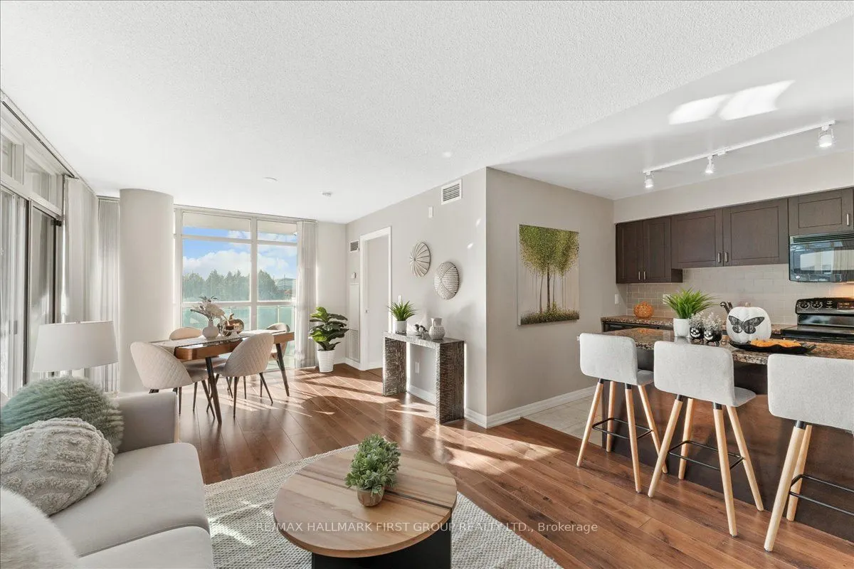 1600 Charles Street, #303