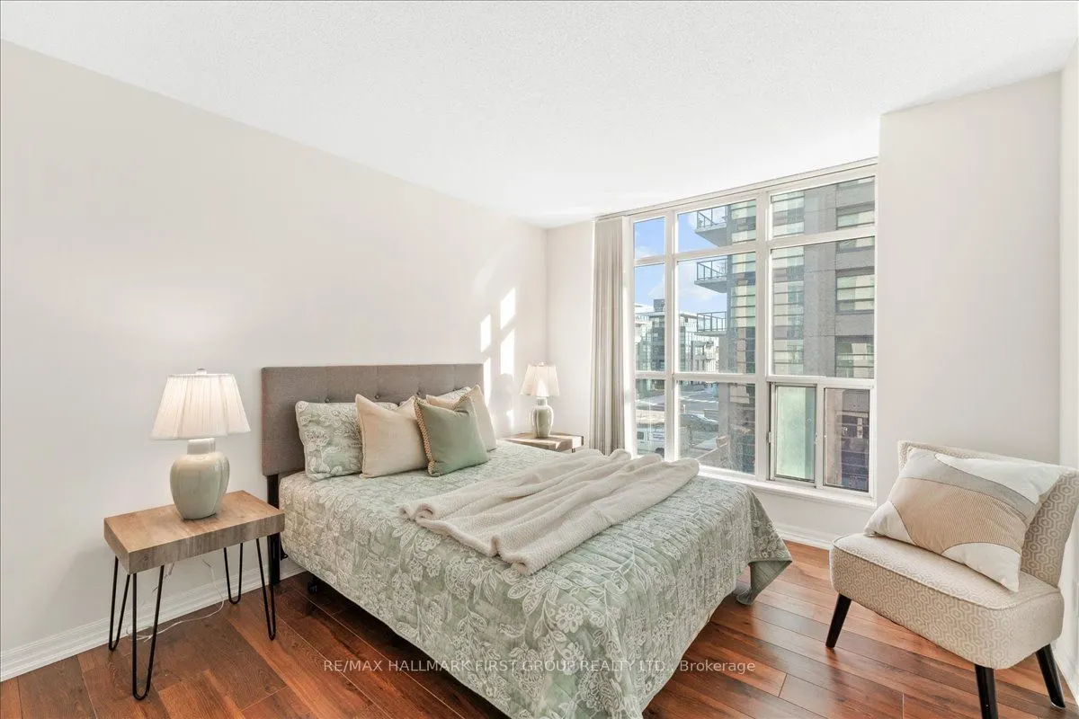 1600 Charles Street, #303