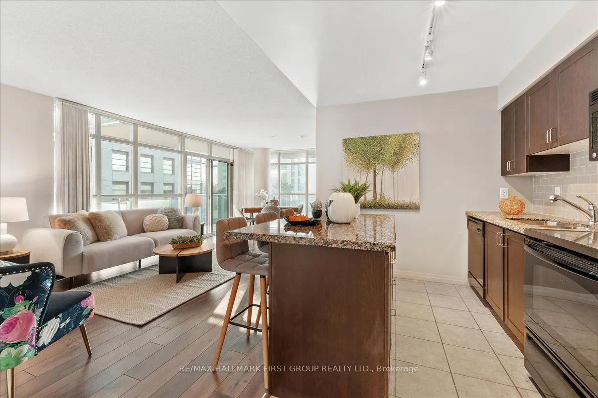 1600 Charles Street, #303