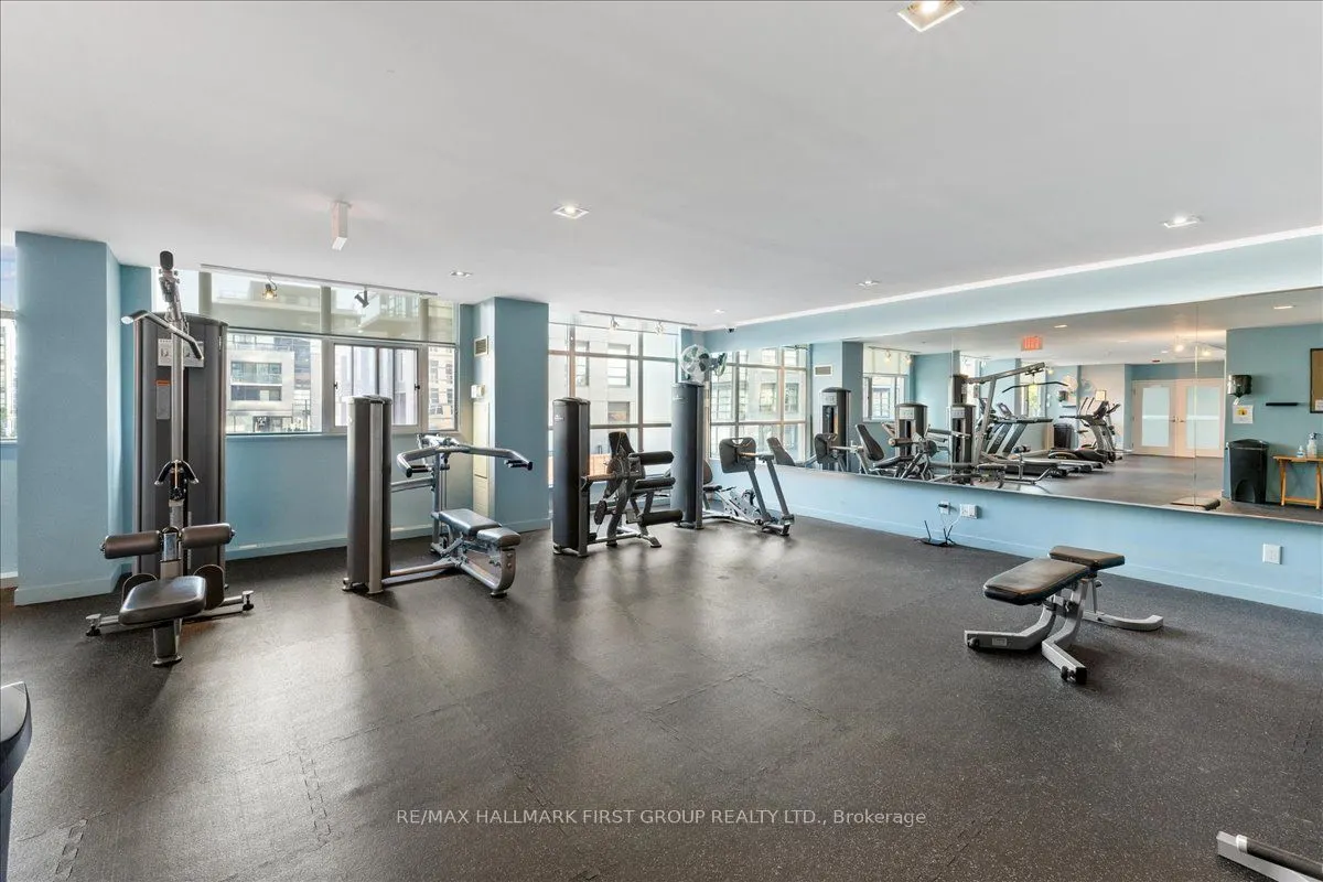 1600 Charles Street, #303