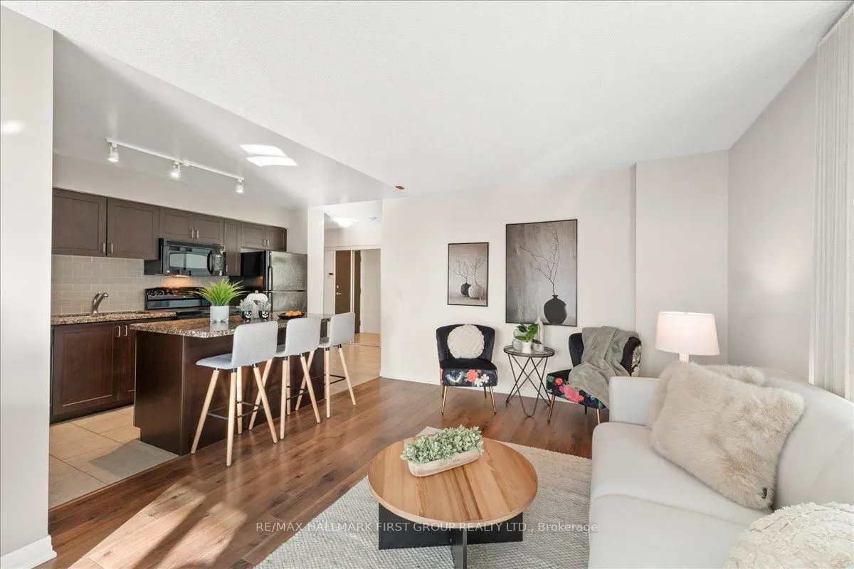 1600 Charles Street, #303