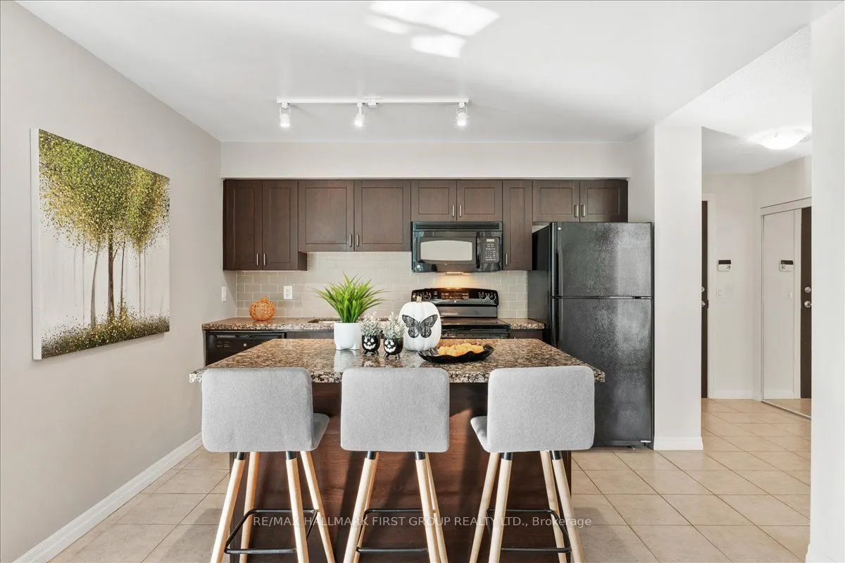 1600 Charles Street, #303