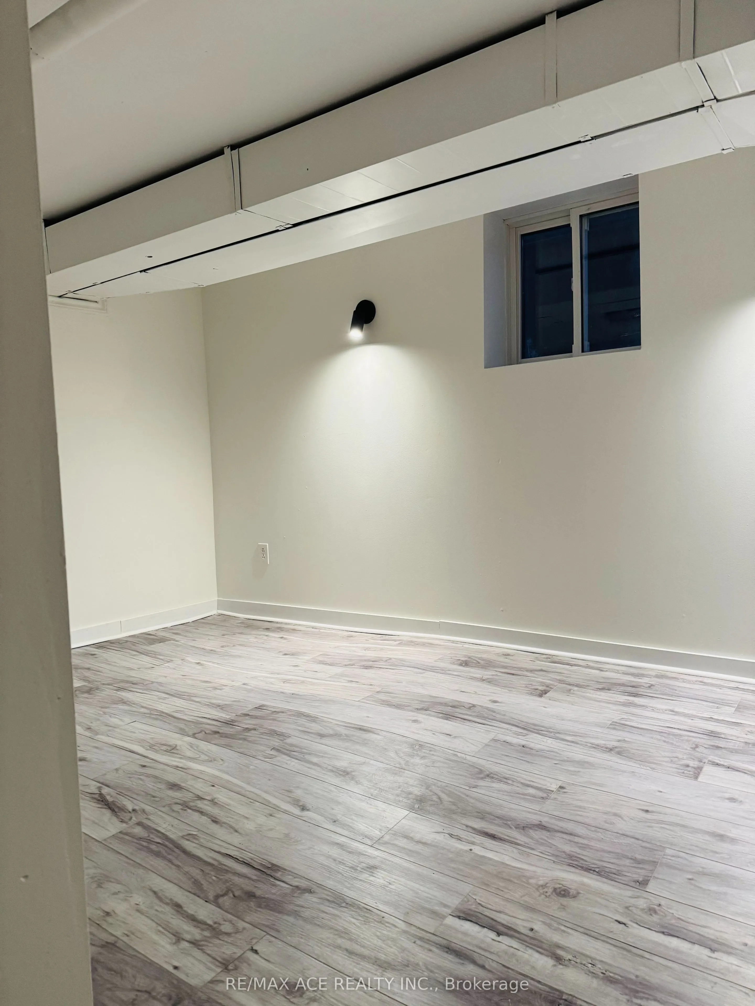 70 Colonial Avenue, #Bsmt