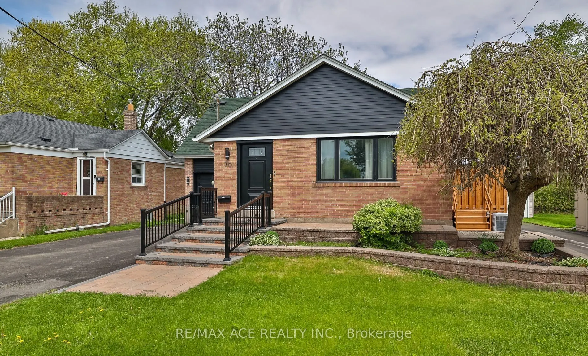 70 Colonial Avenue, #Bsmt