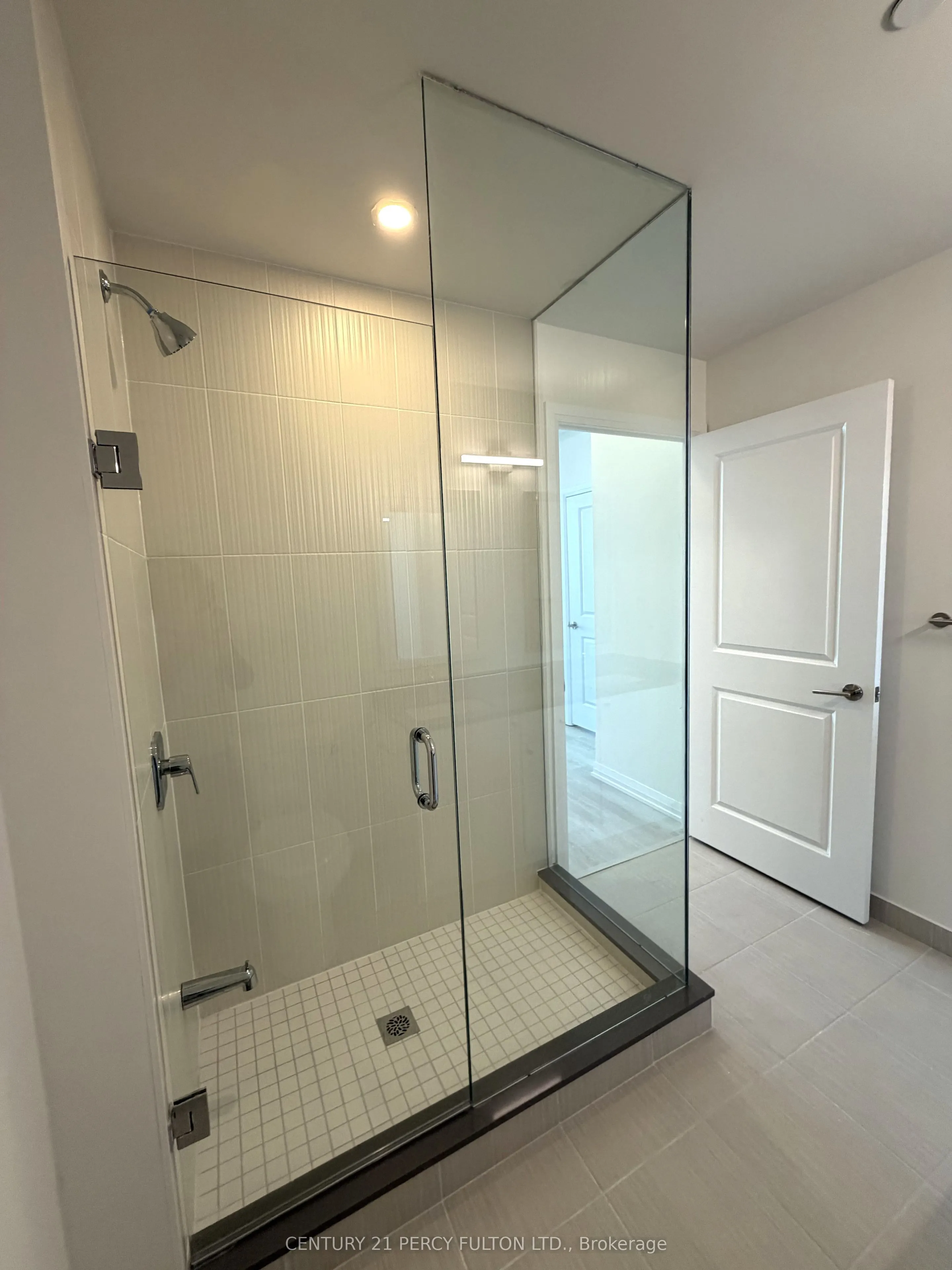 3260 Sheppard Avenue, #603