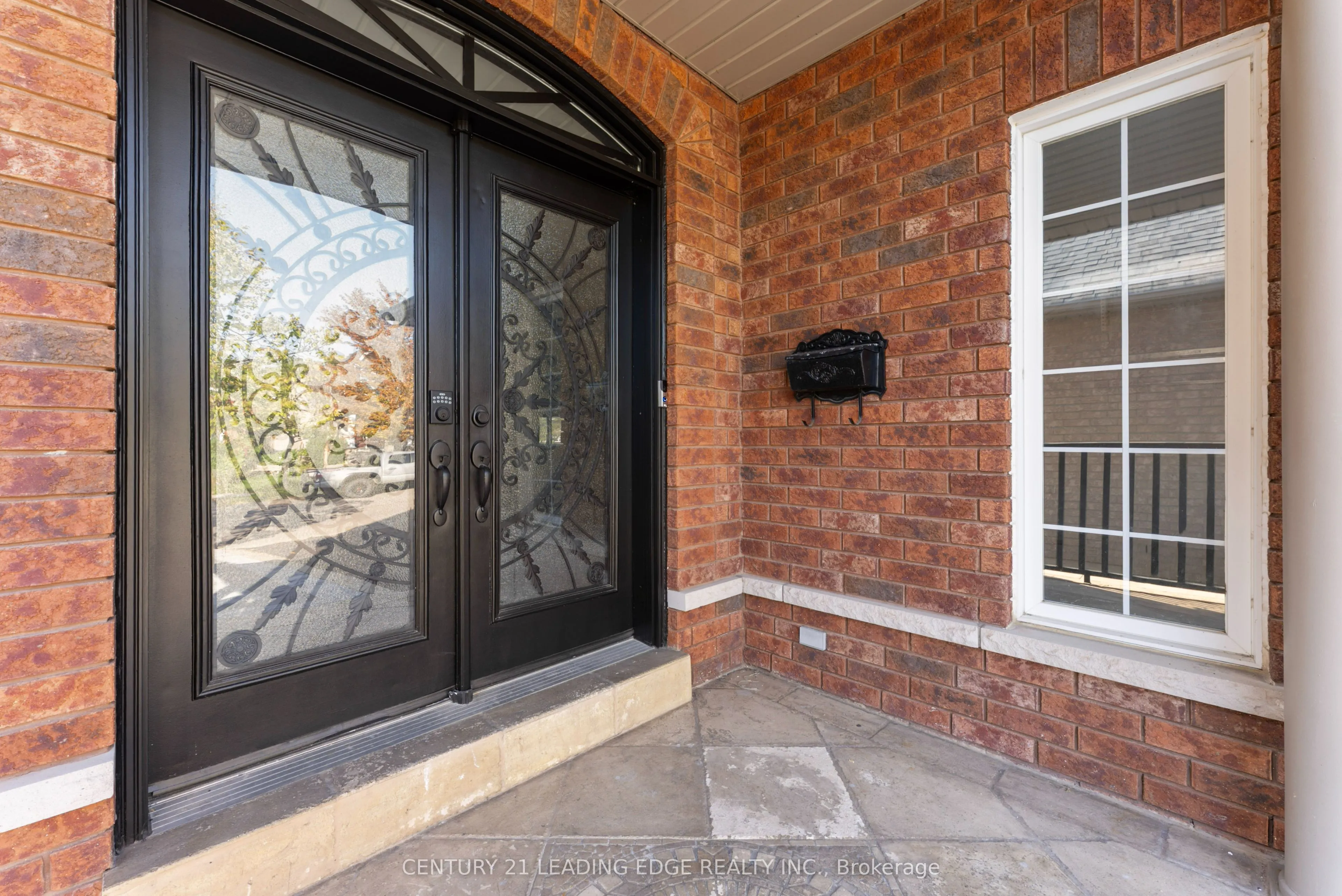 66 Chatterson Street