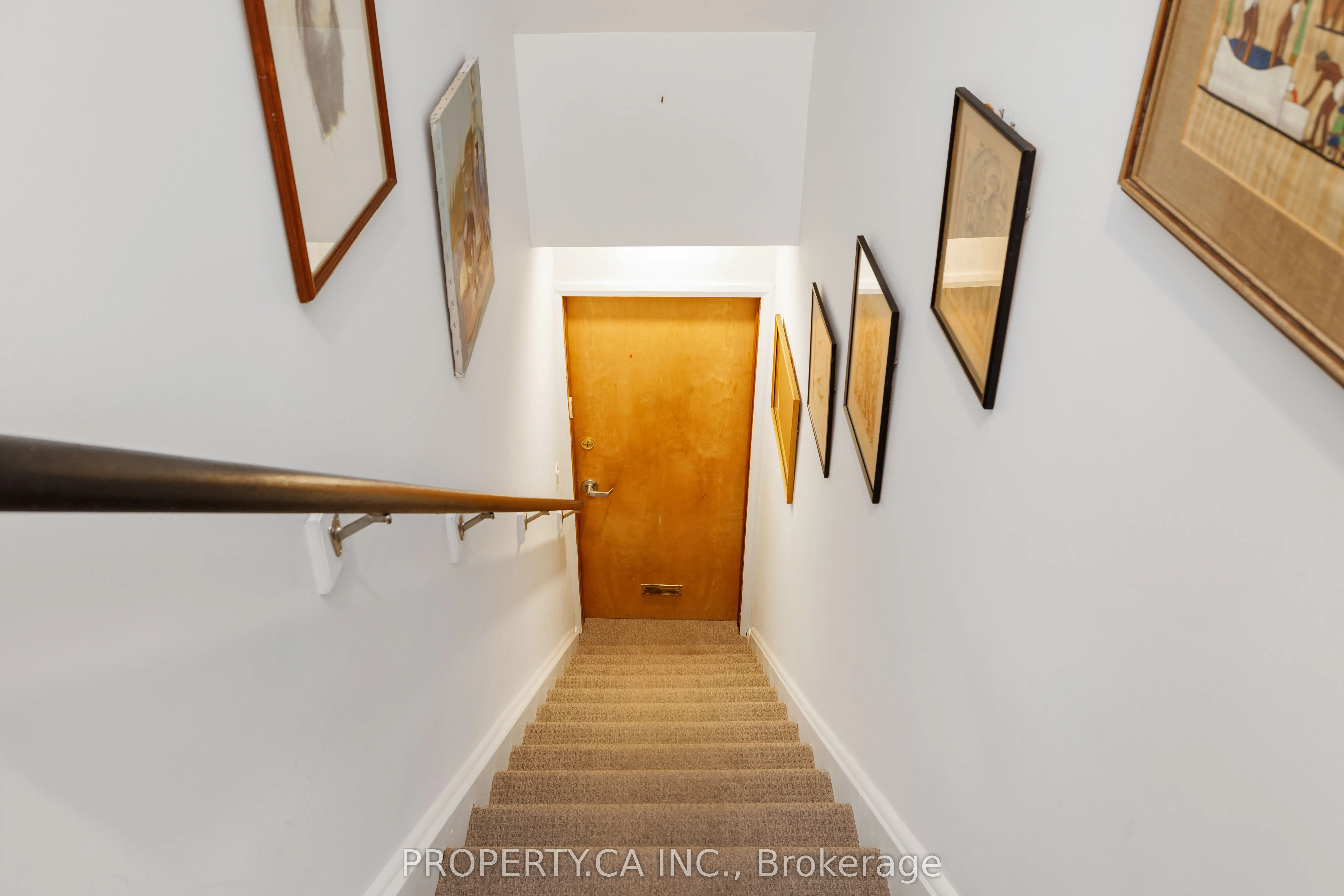 52 Wineva Avenue, #Upper