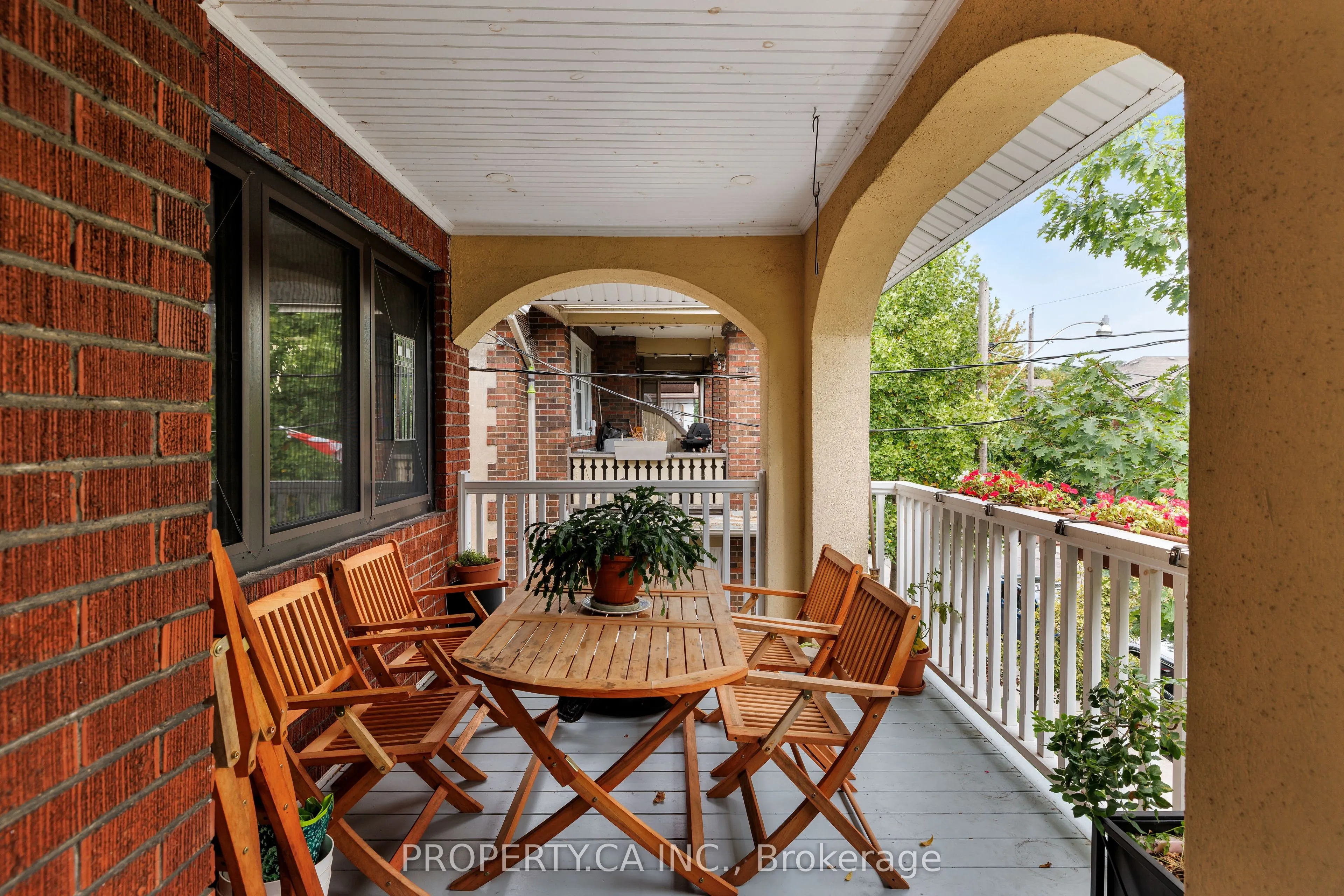 52 Wineva Avenue, #Upper