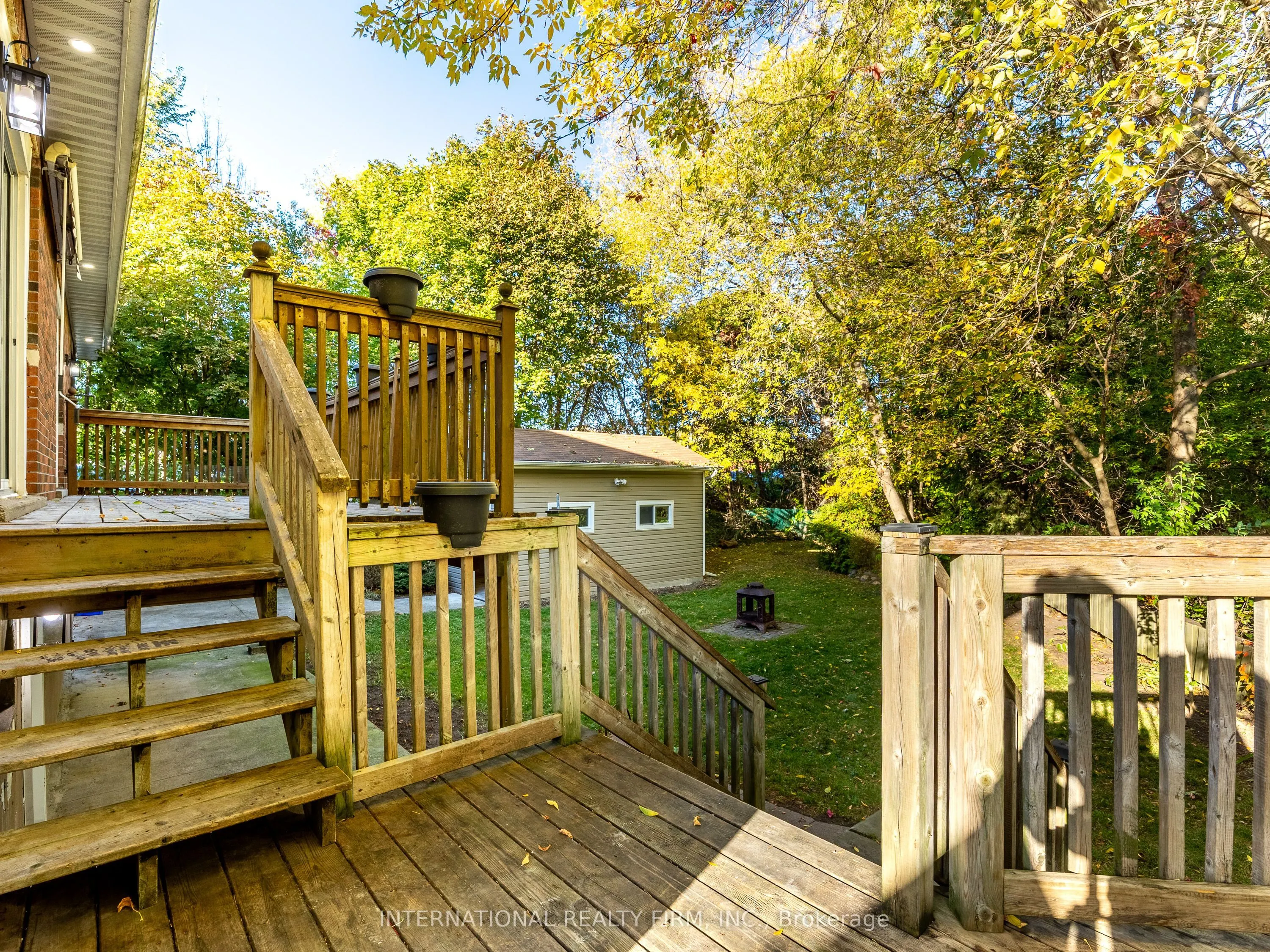 345 Park Road S, #Main Level