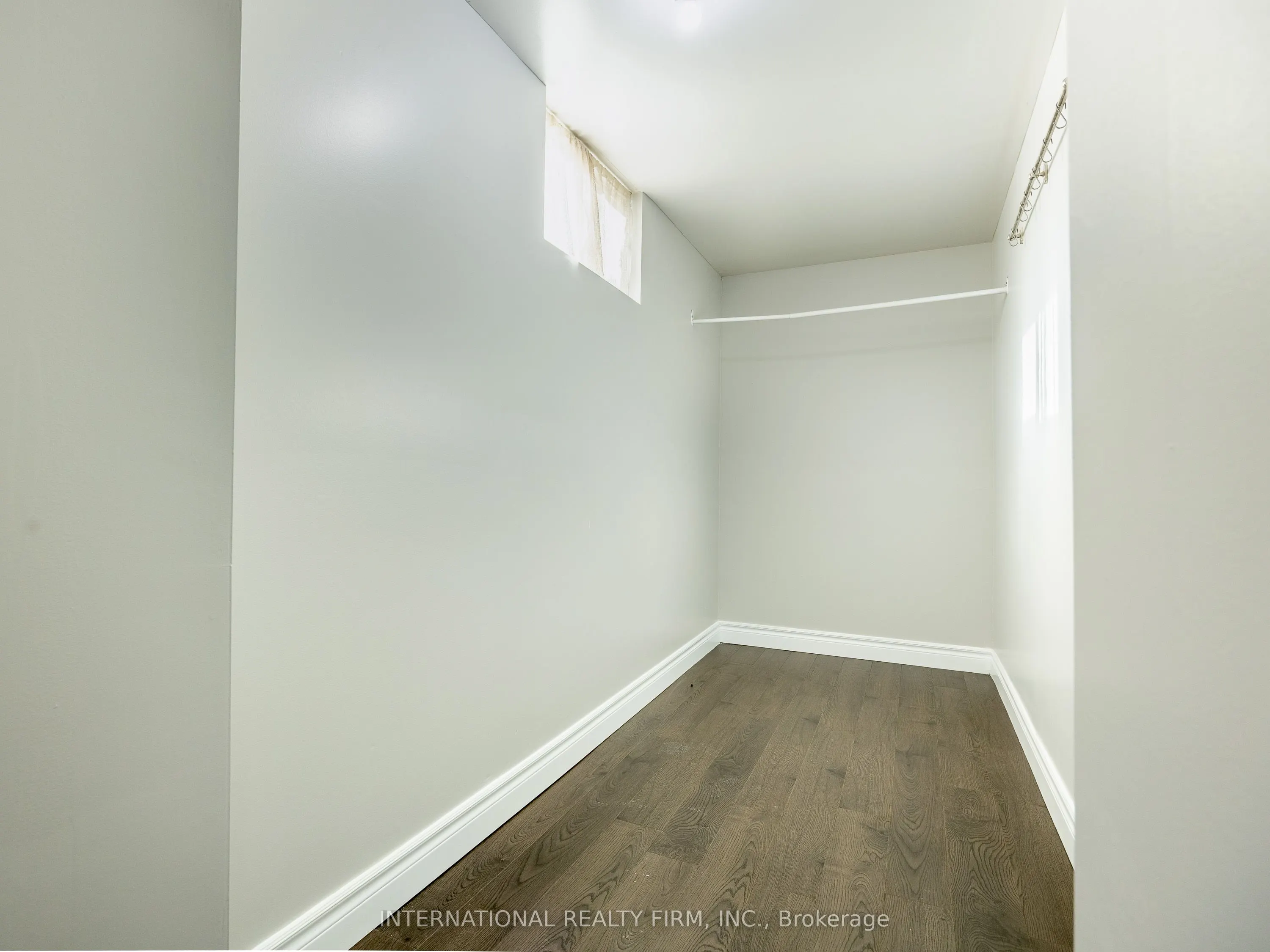 345 Park Road S, #Basement