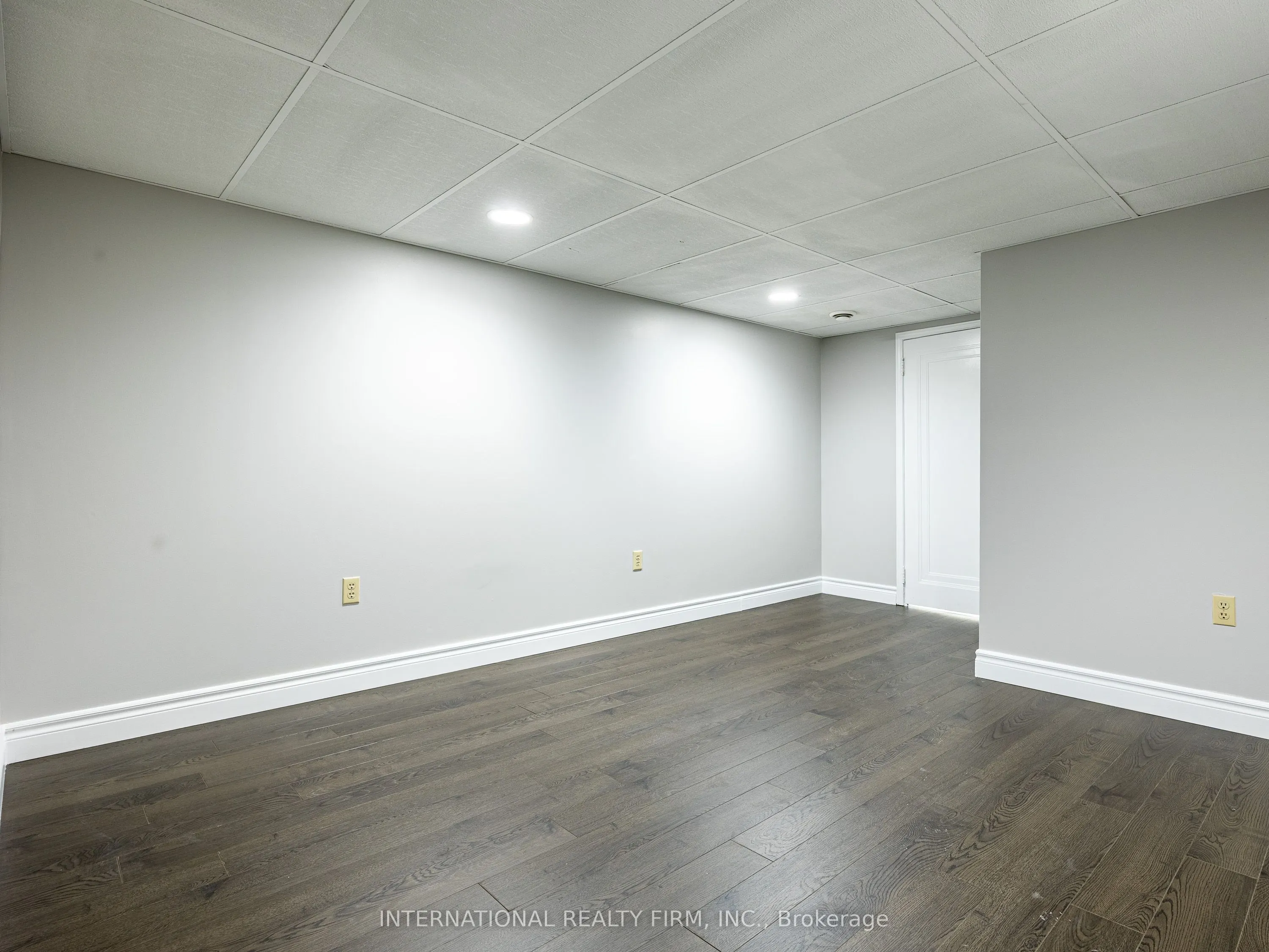 345 Park Road S, #Basement