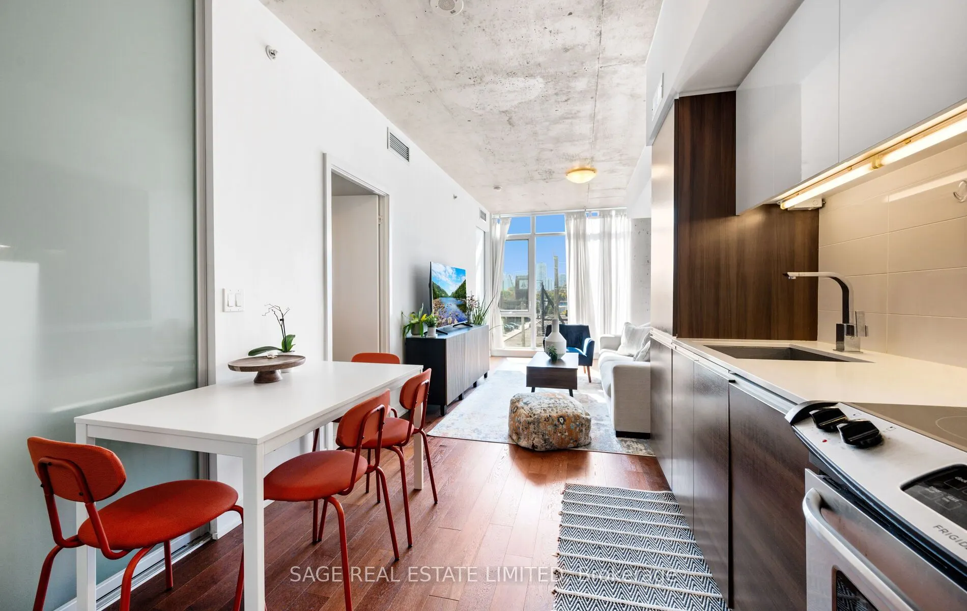 1190 Dundas Street E, #420