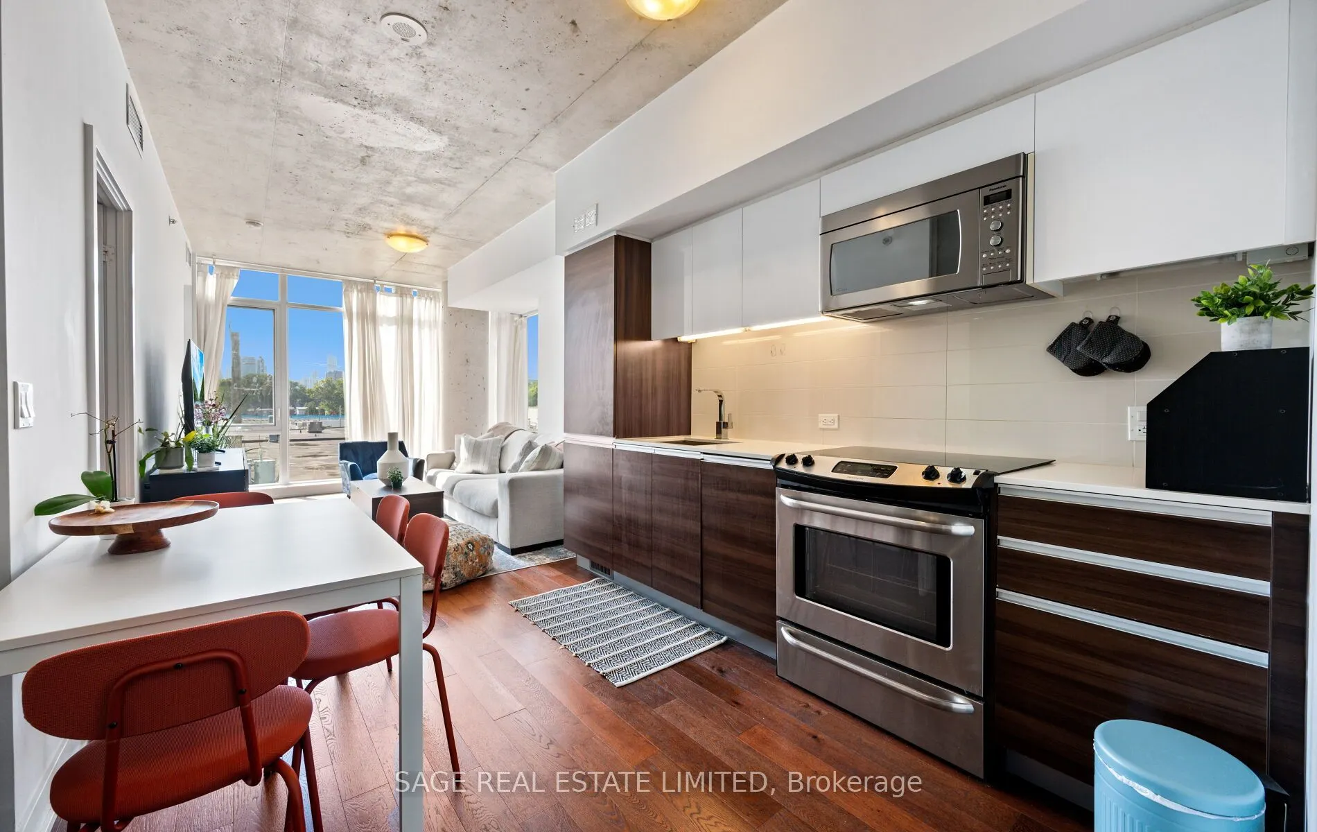 1190 Dundas Street E, #420