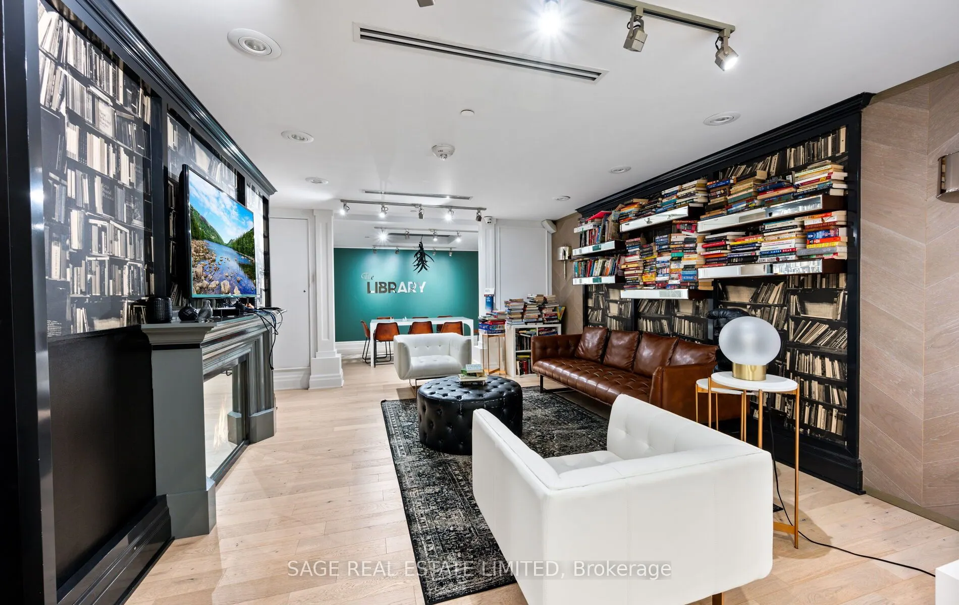 1190 Dundas Street E, #420