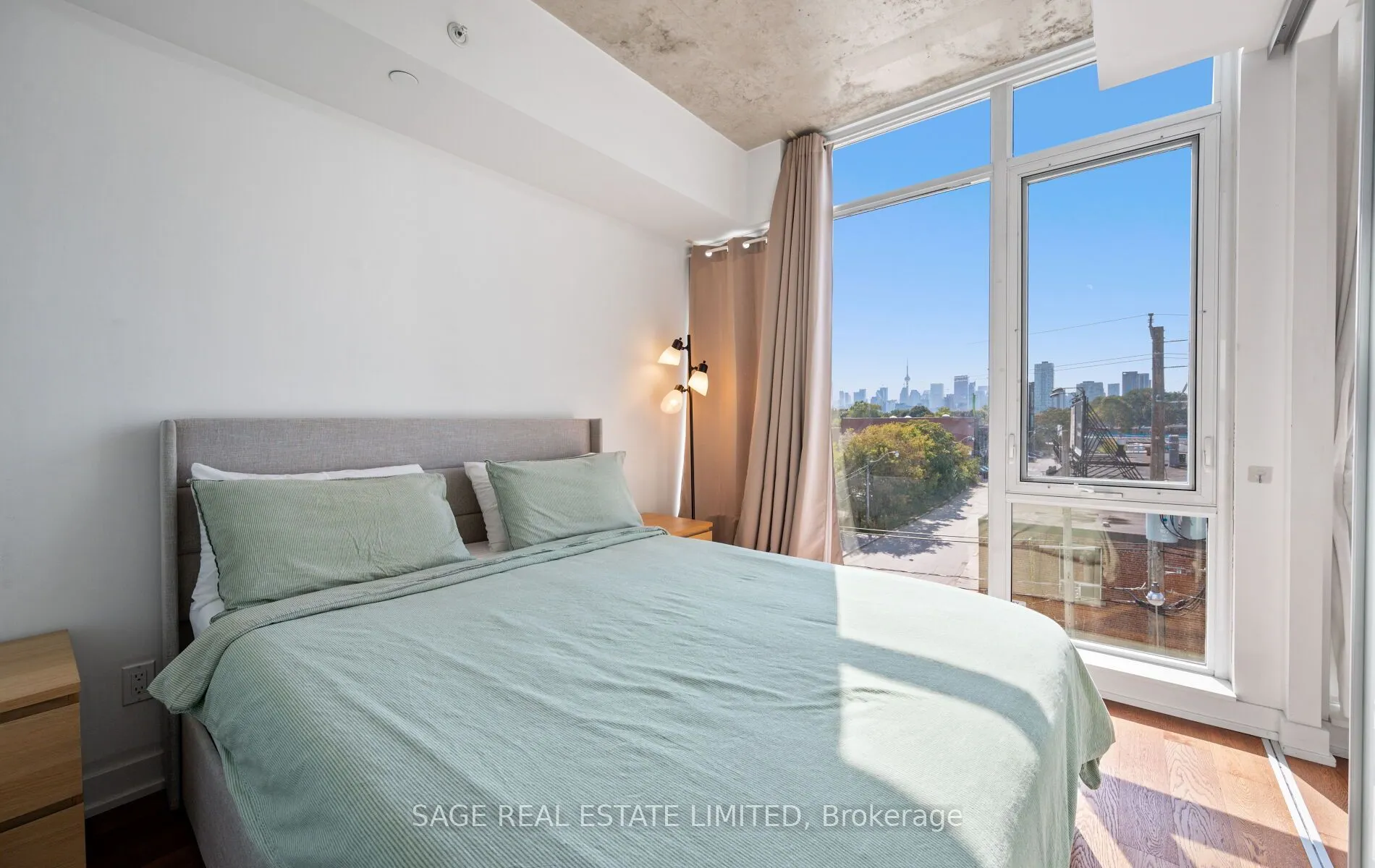 1190 Dundas Street E, #420