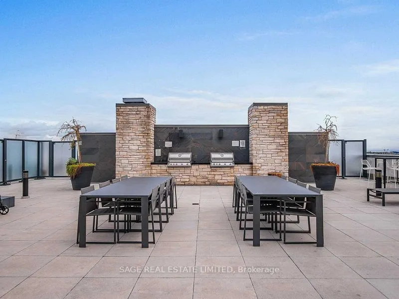 1190 Dundas Street E, #420