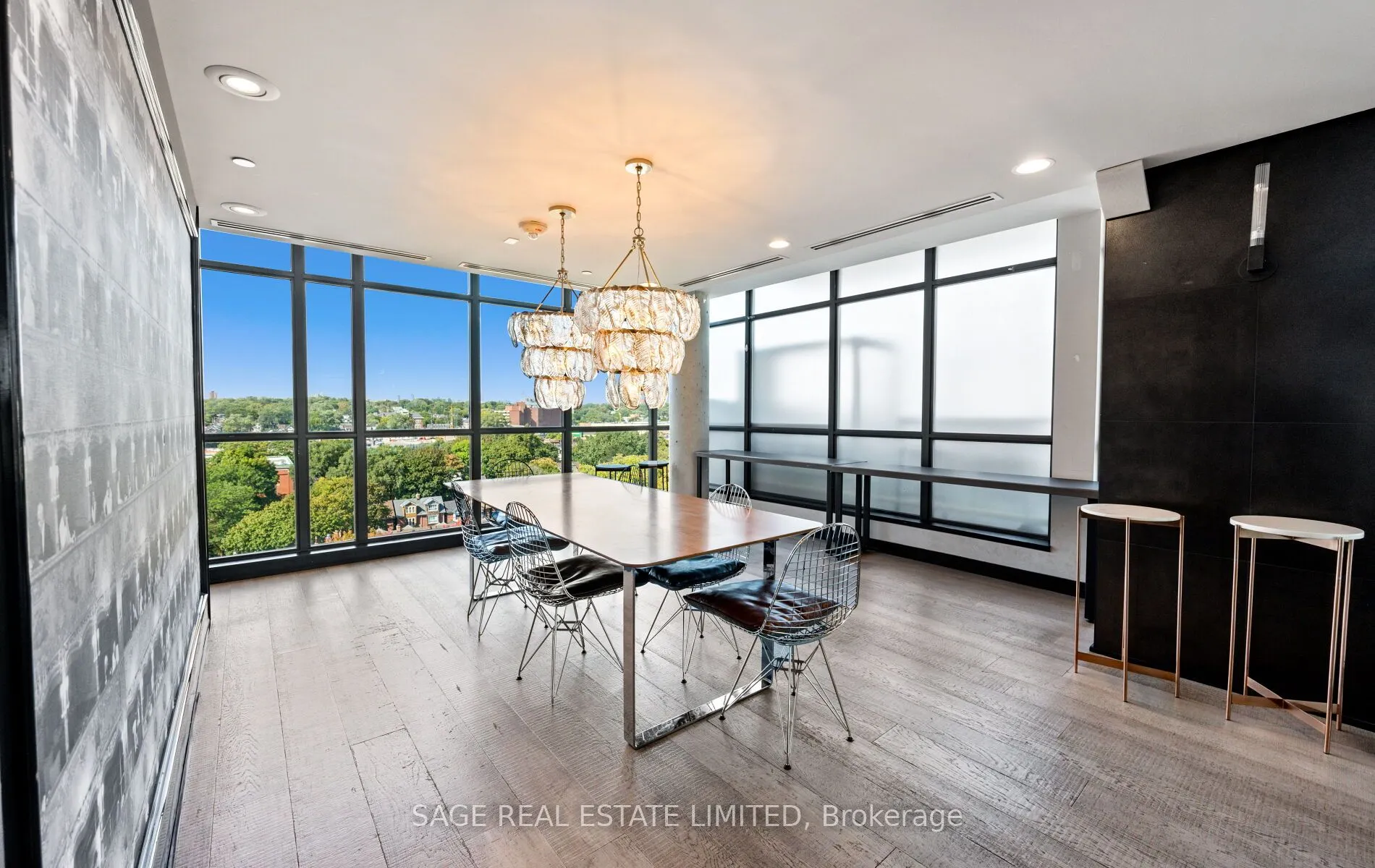 1190 Dundas Street E, #420