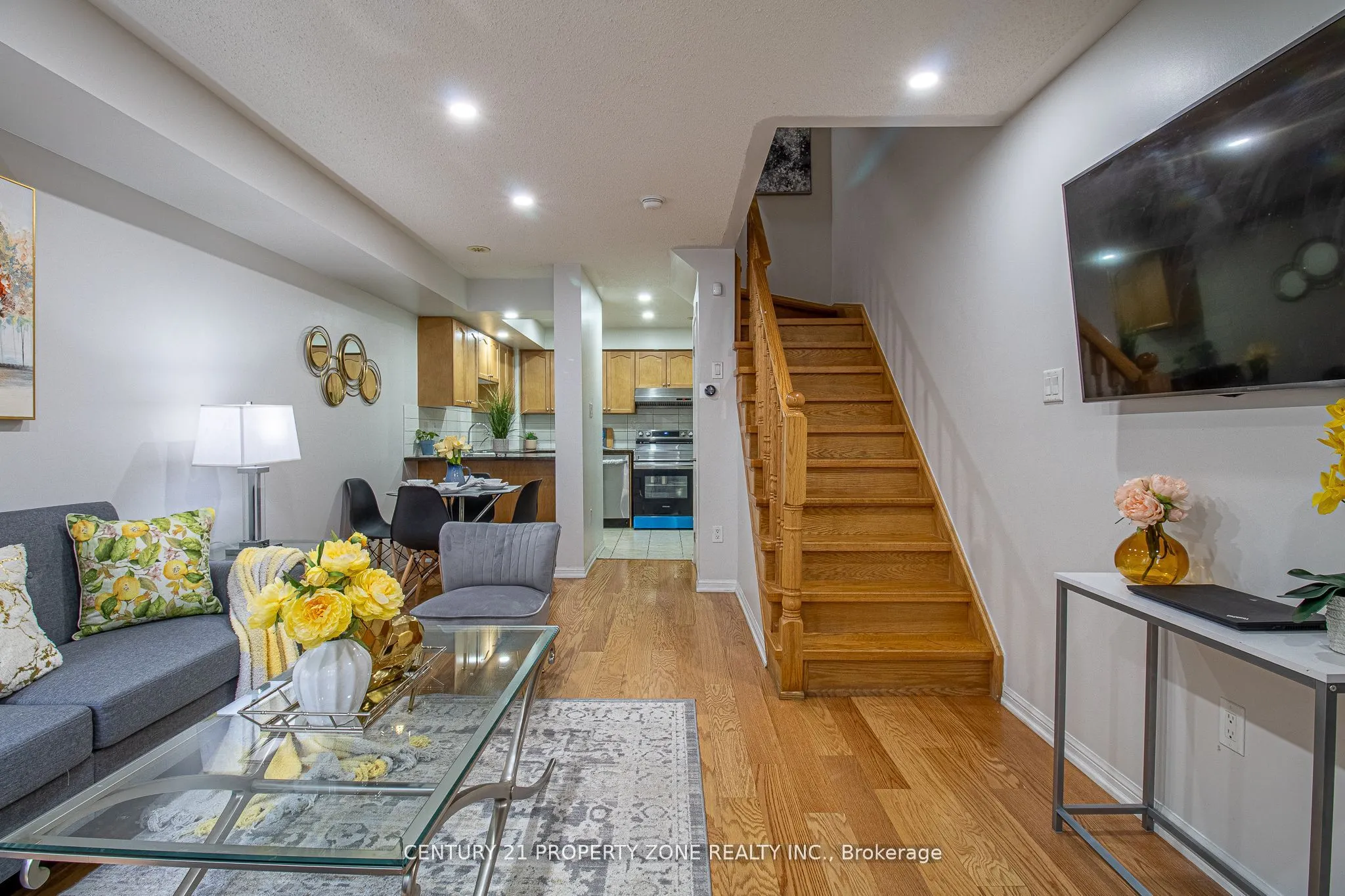 30 Mendelssohn Street, #14