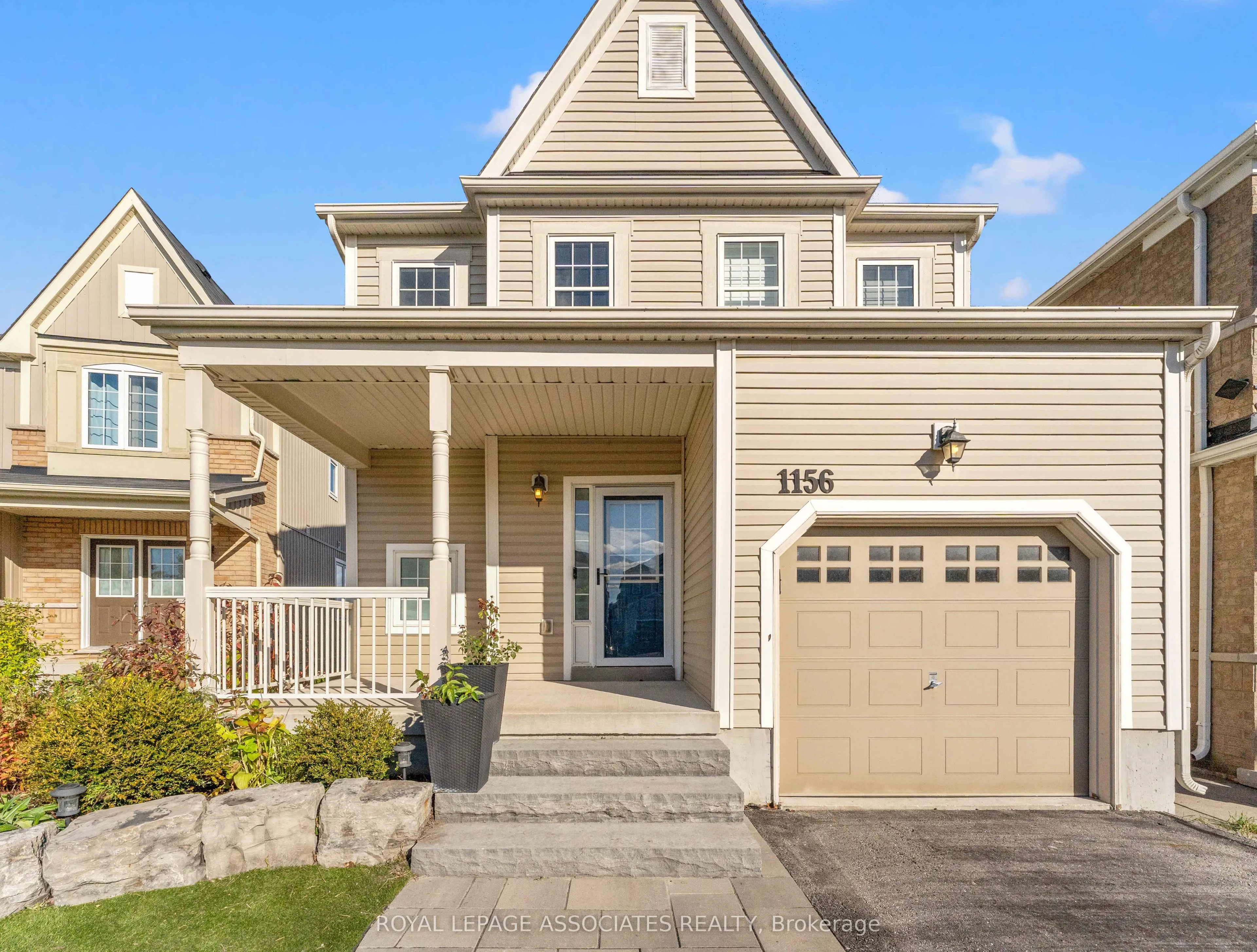 1156 Edward Bolton Crescent