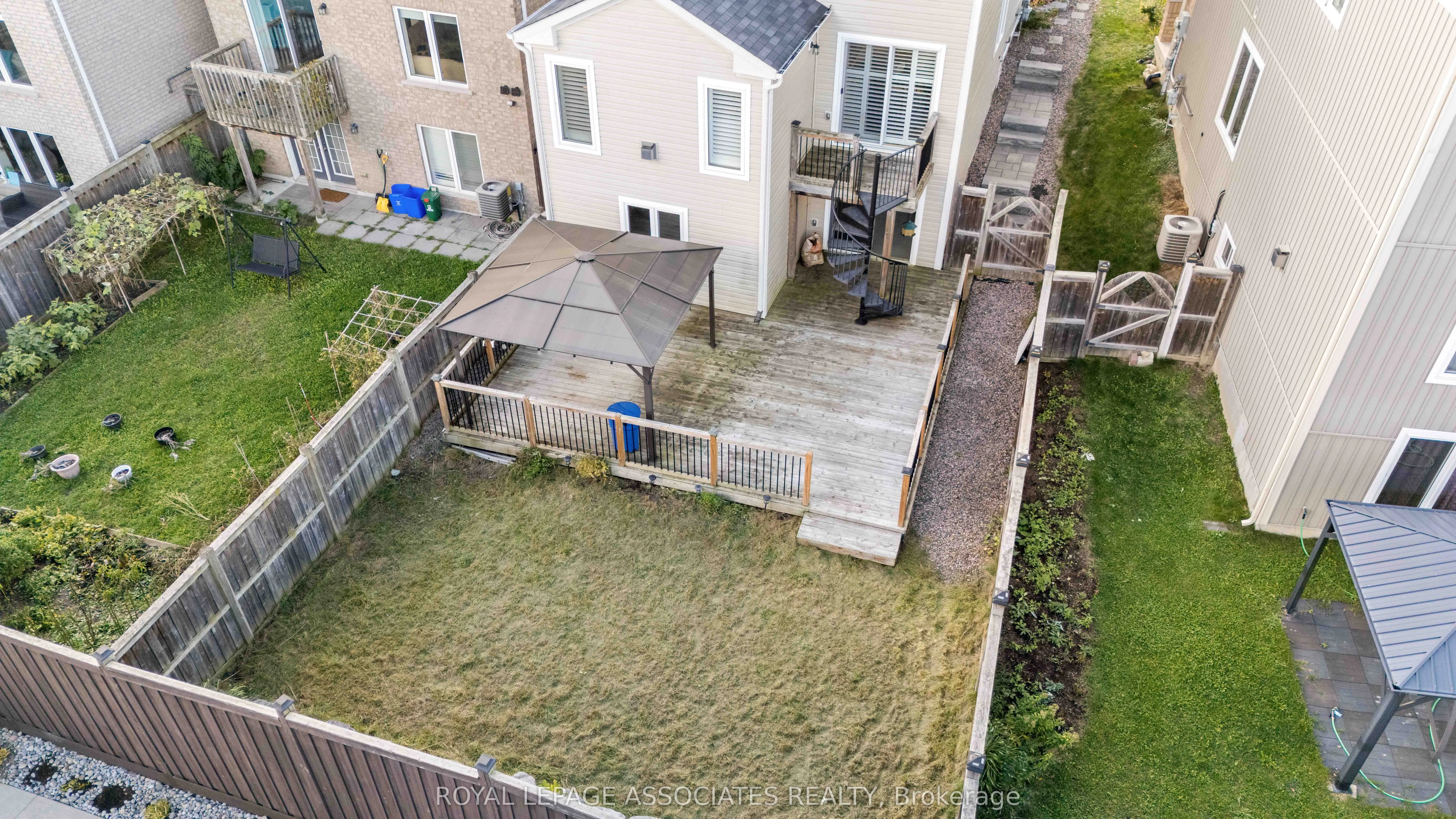 1156 Edward Bolton Crescent