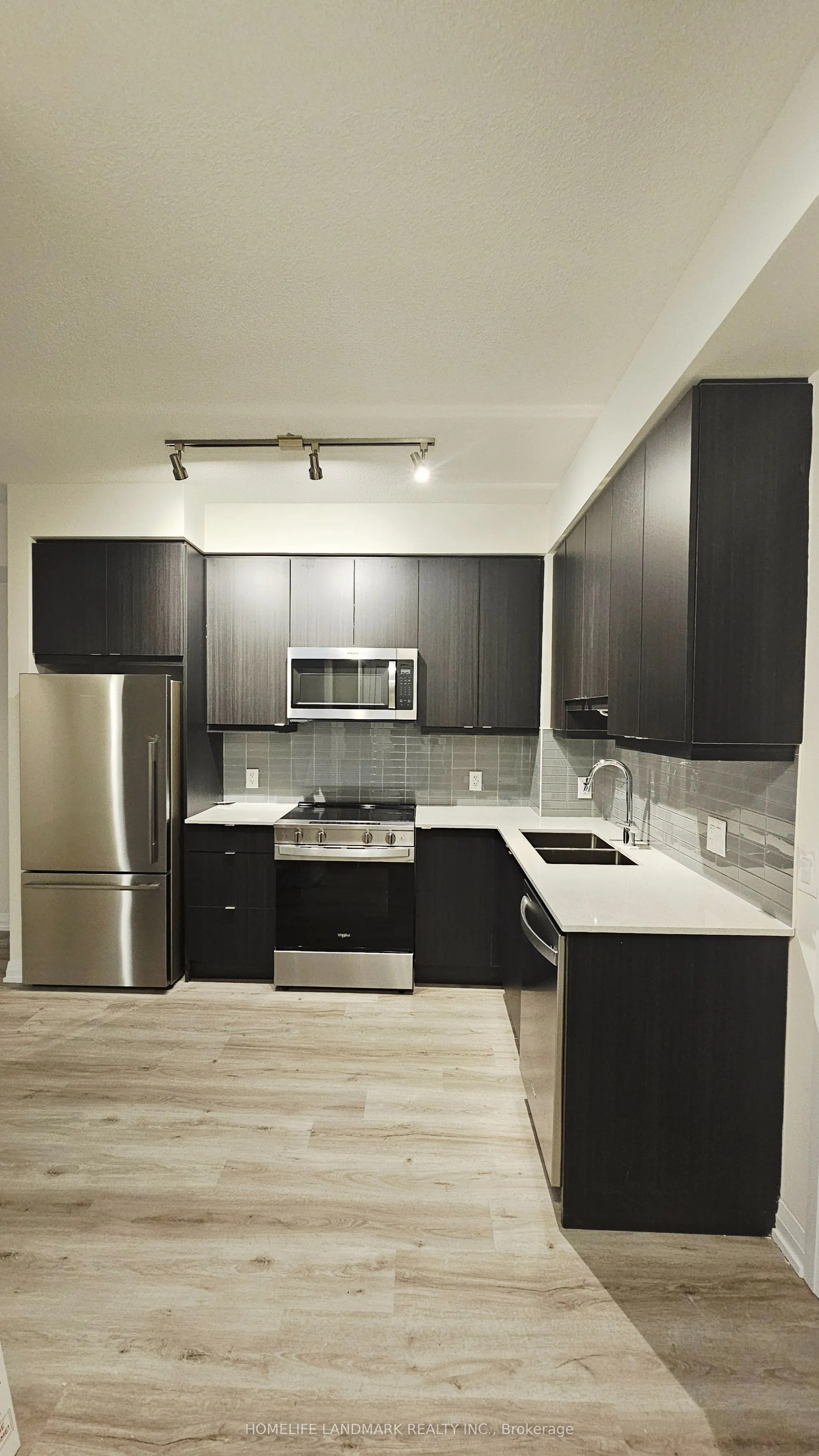 3270 Sheppard Avenue E, #330