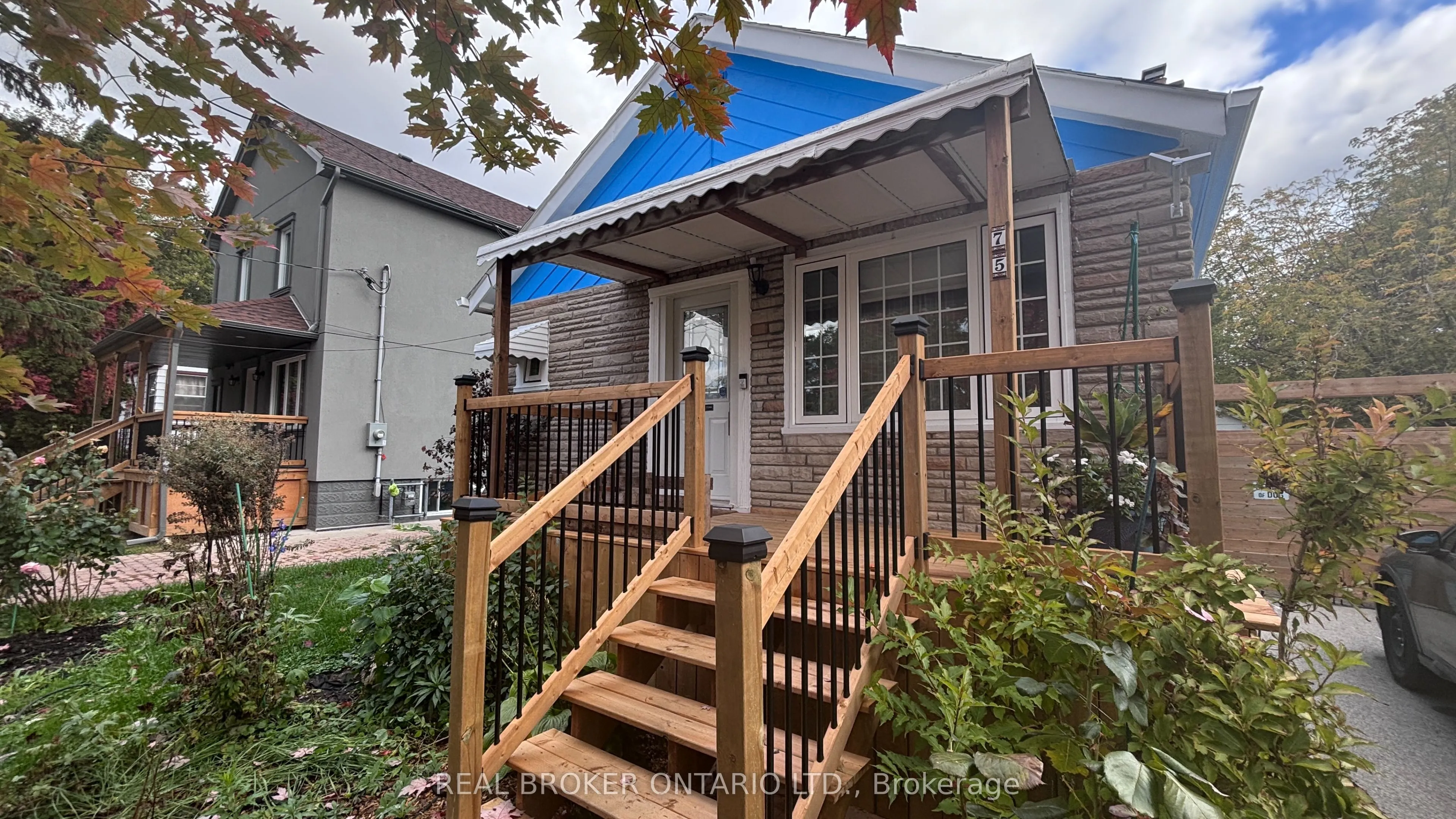 75 Vanbrugh Avenue, #MAIN