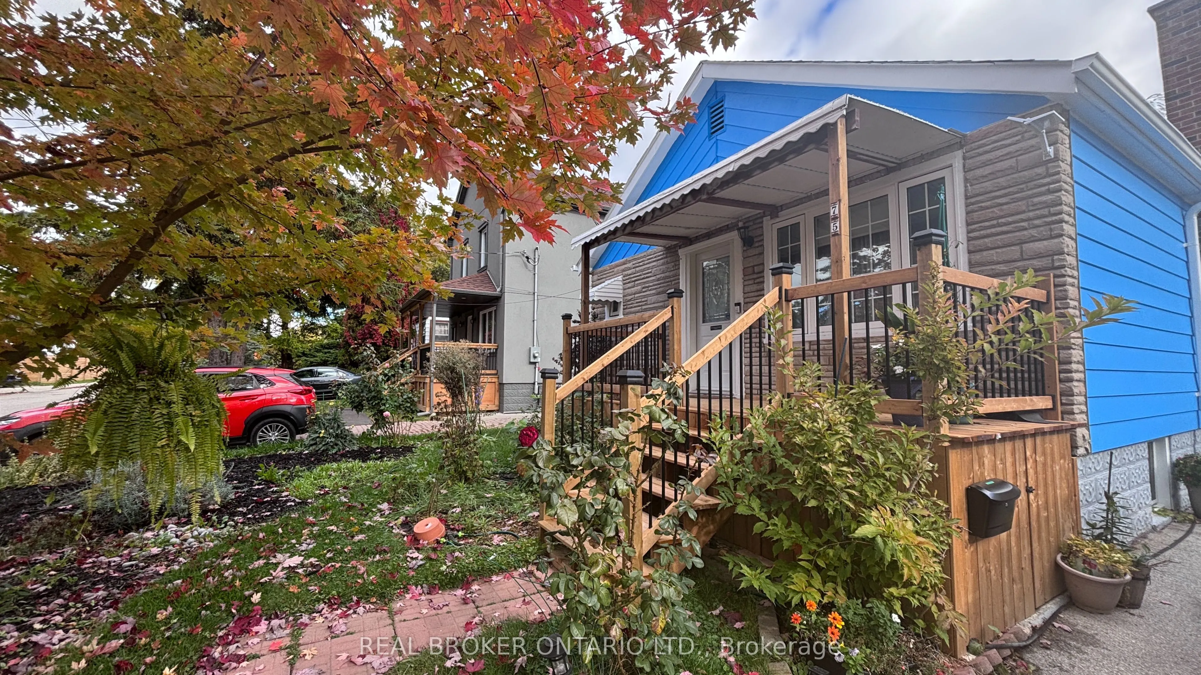 75 Vanbrugh Avenue, #MAIN