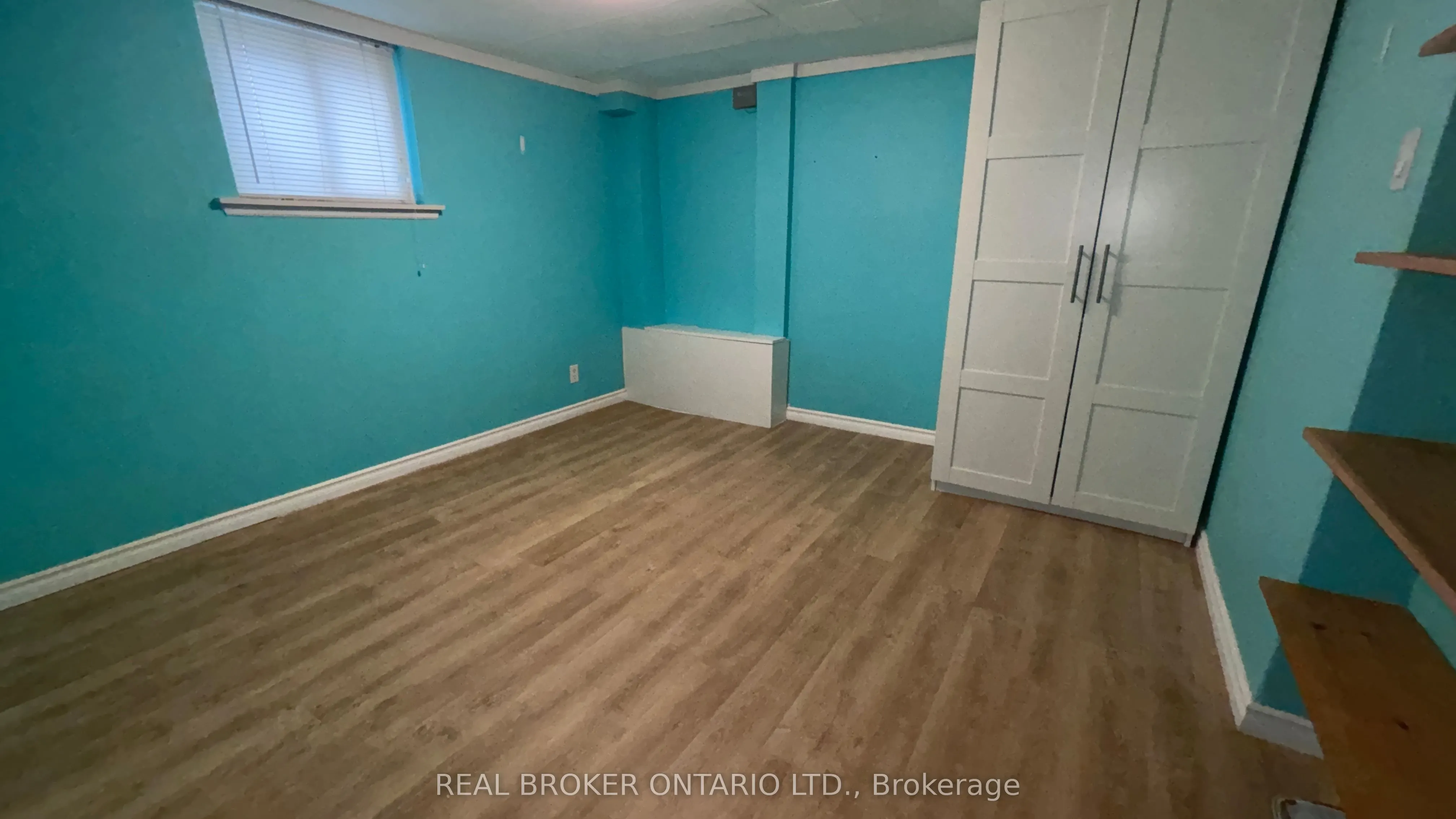 75 Vanbrugh Avenue, #LOWER