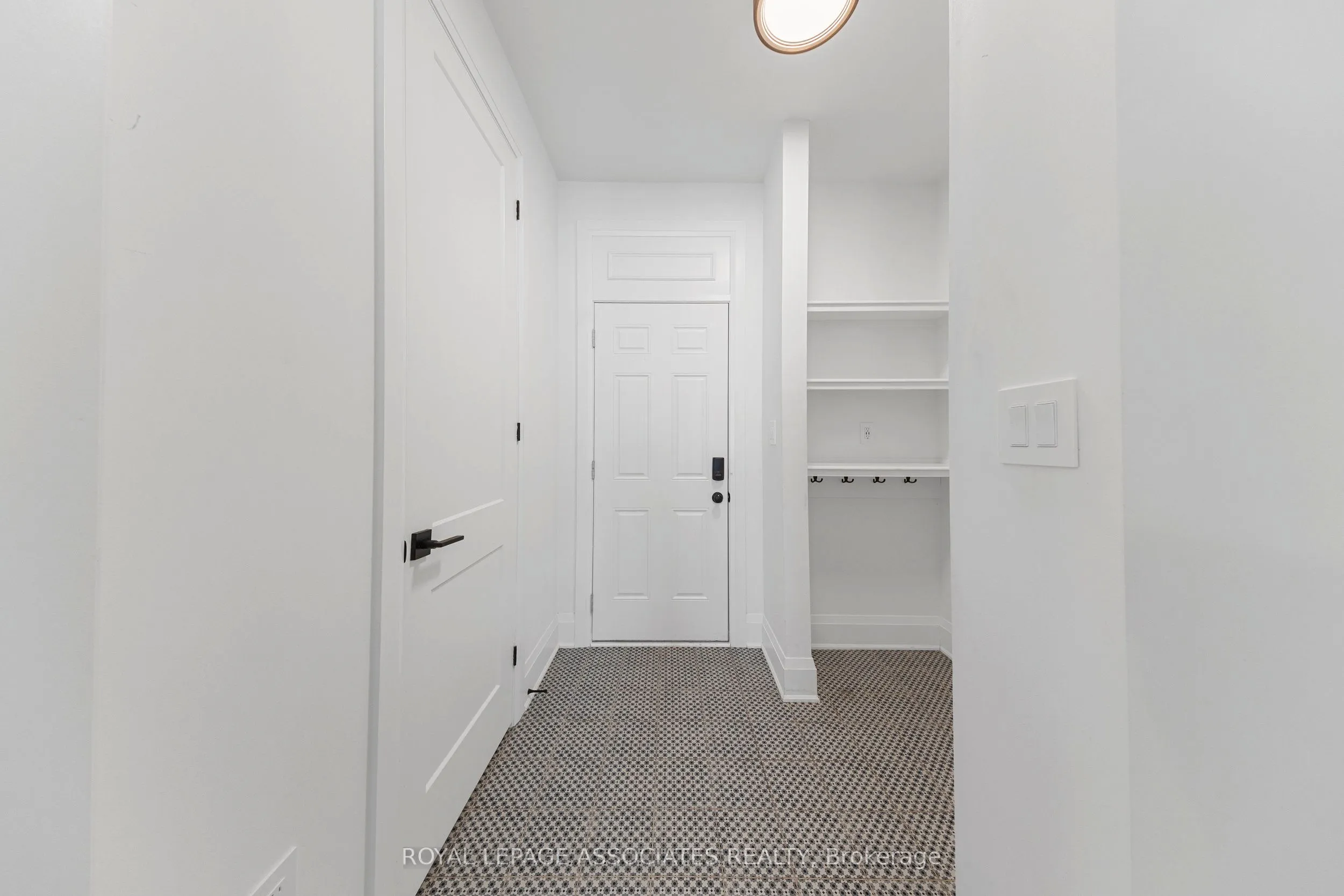 3089 Paperbirch Trail