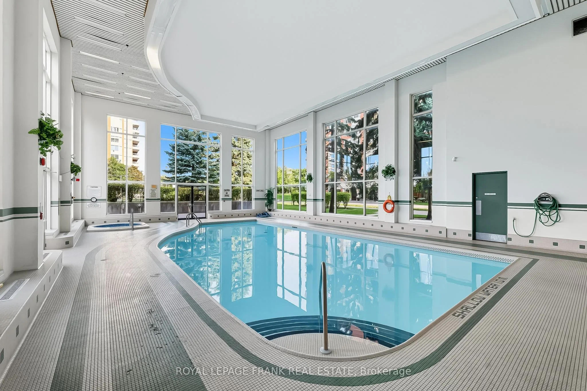 400 McLevin Avenue, #1812