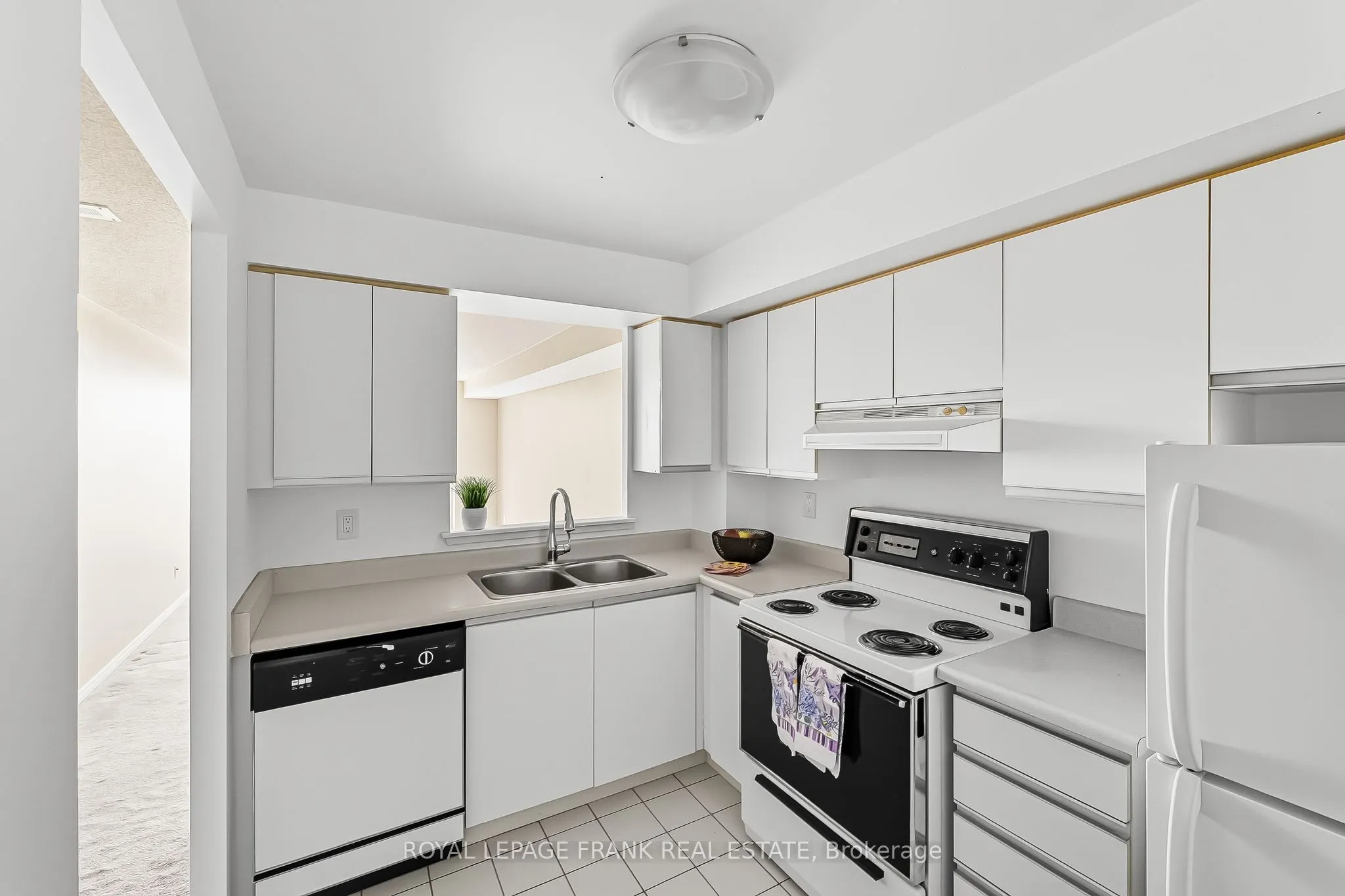 400 McLevin Avenue, #1812