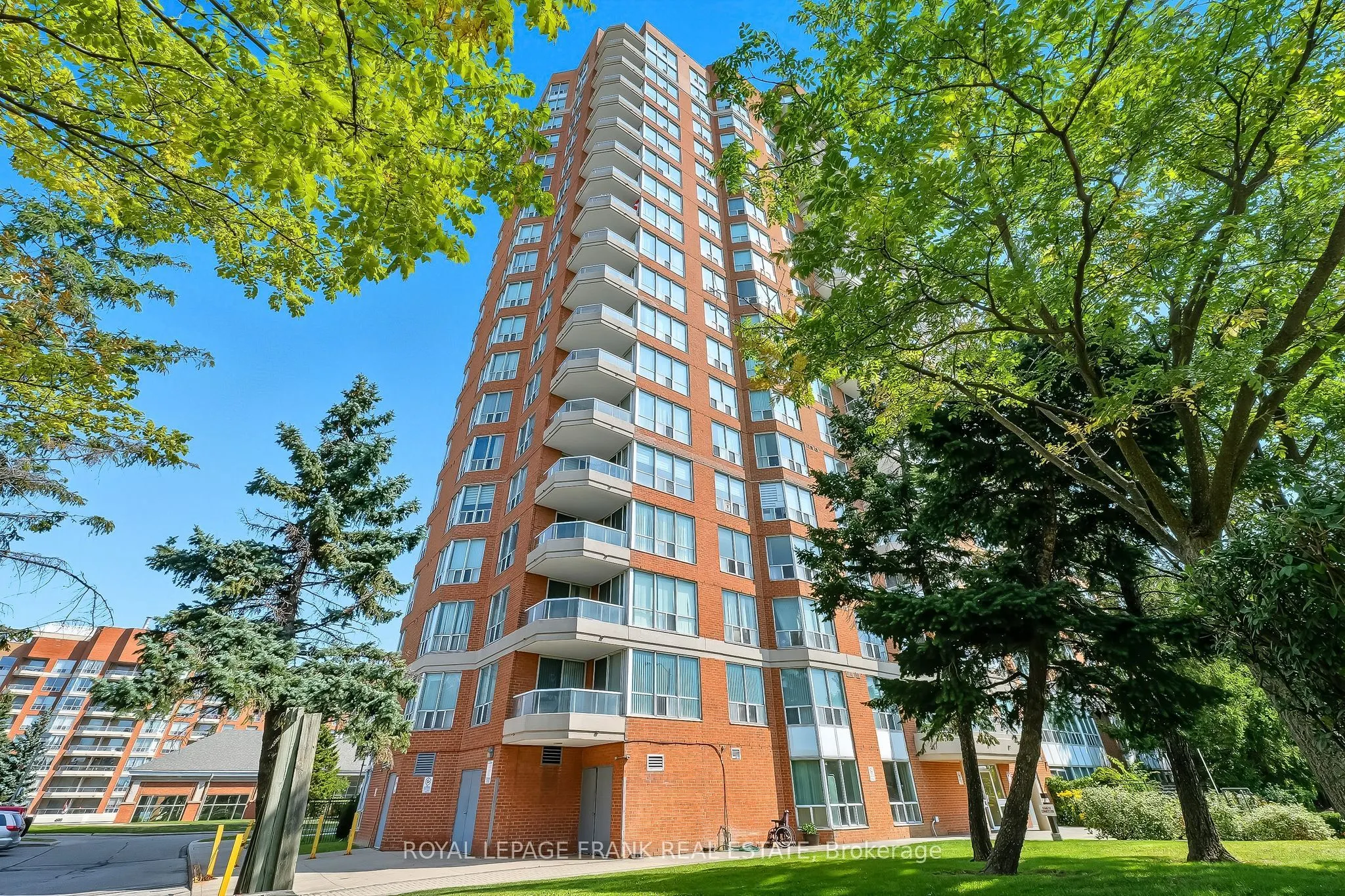400 McLevin Avenue, #1812