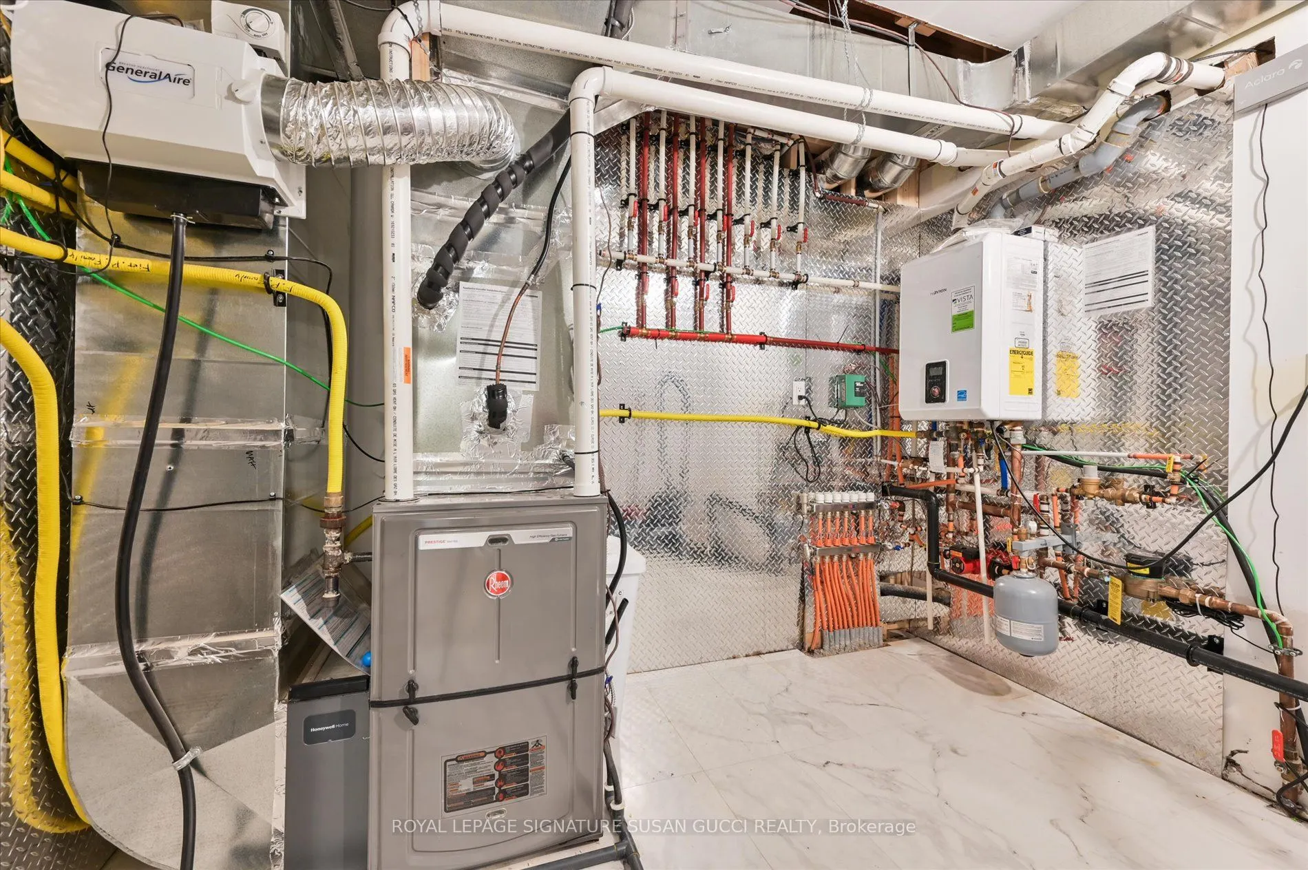 36 Glenshaw Crescent