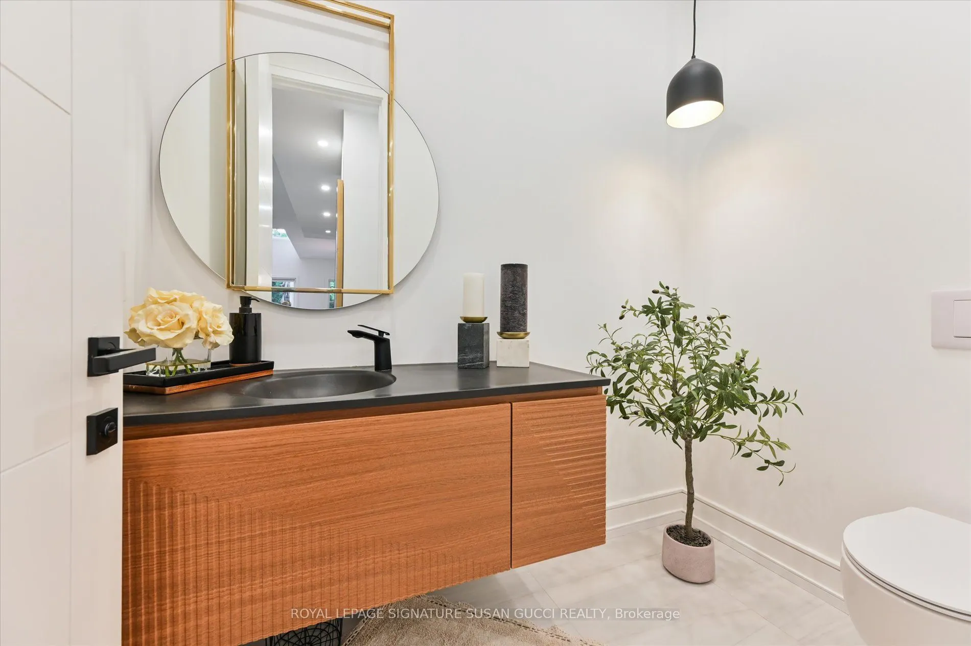 36 Glenshaw Crescent