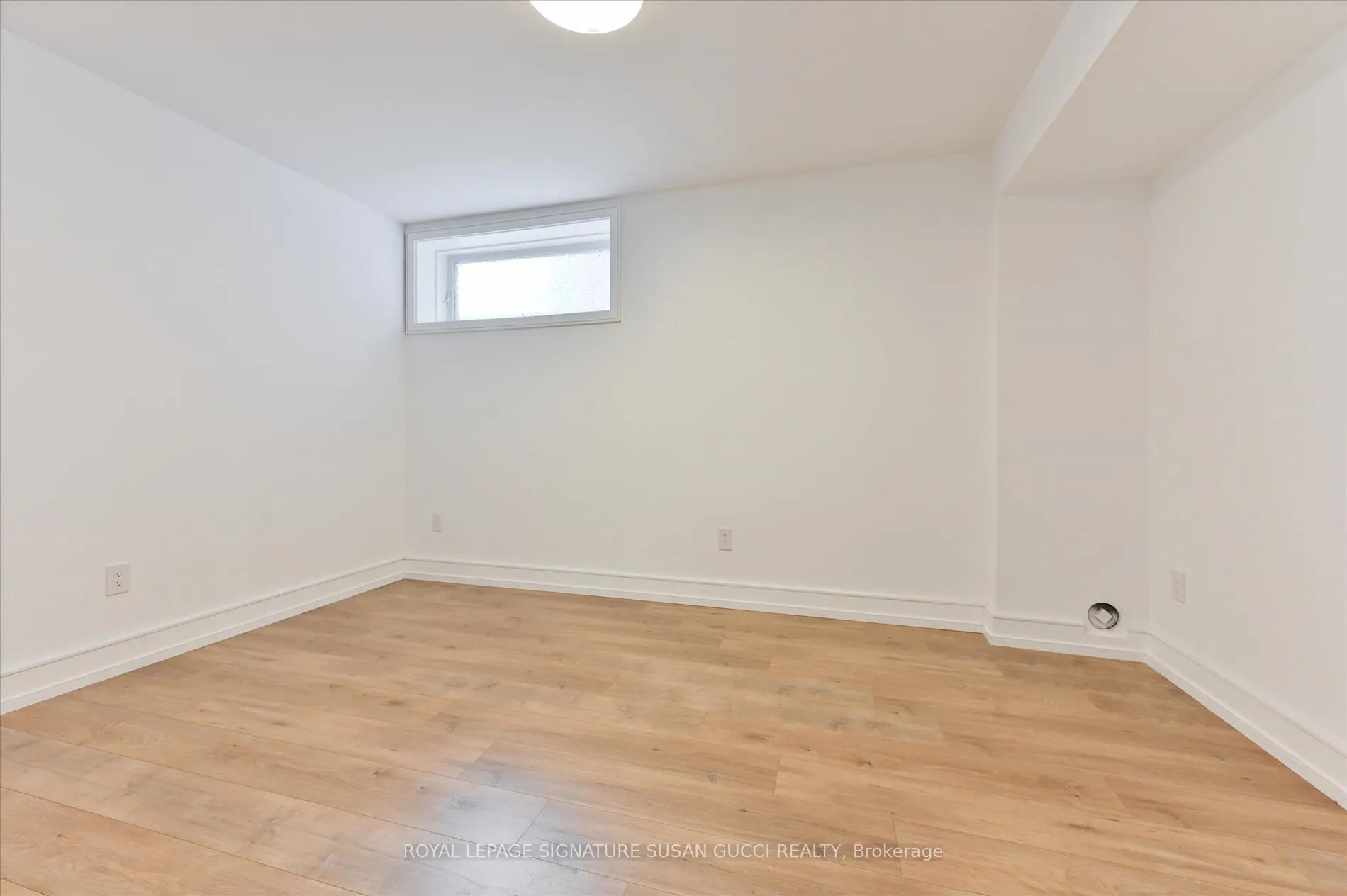 36 Glenshaw Crescent