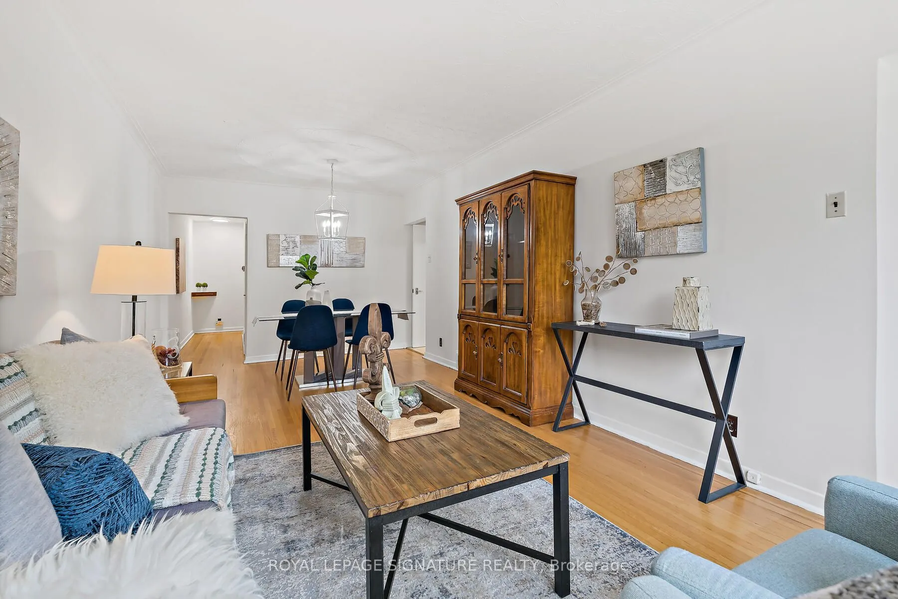 108 Rochman Boulevard