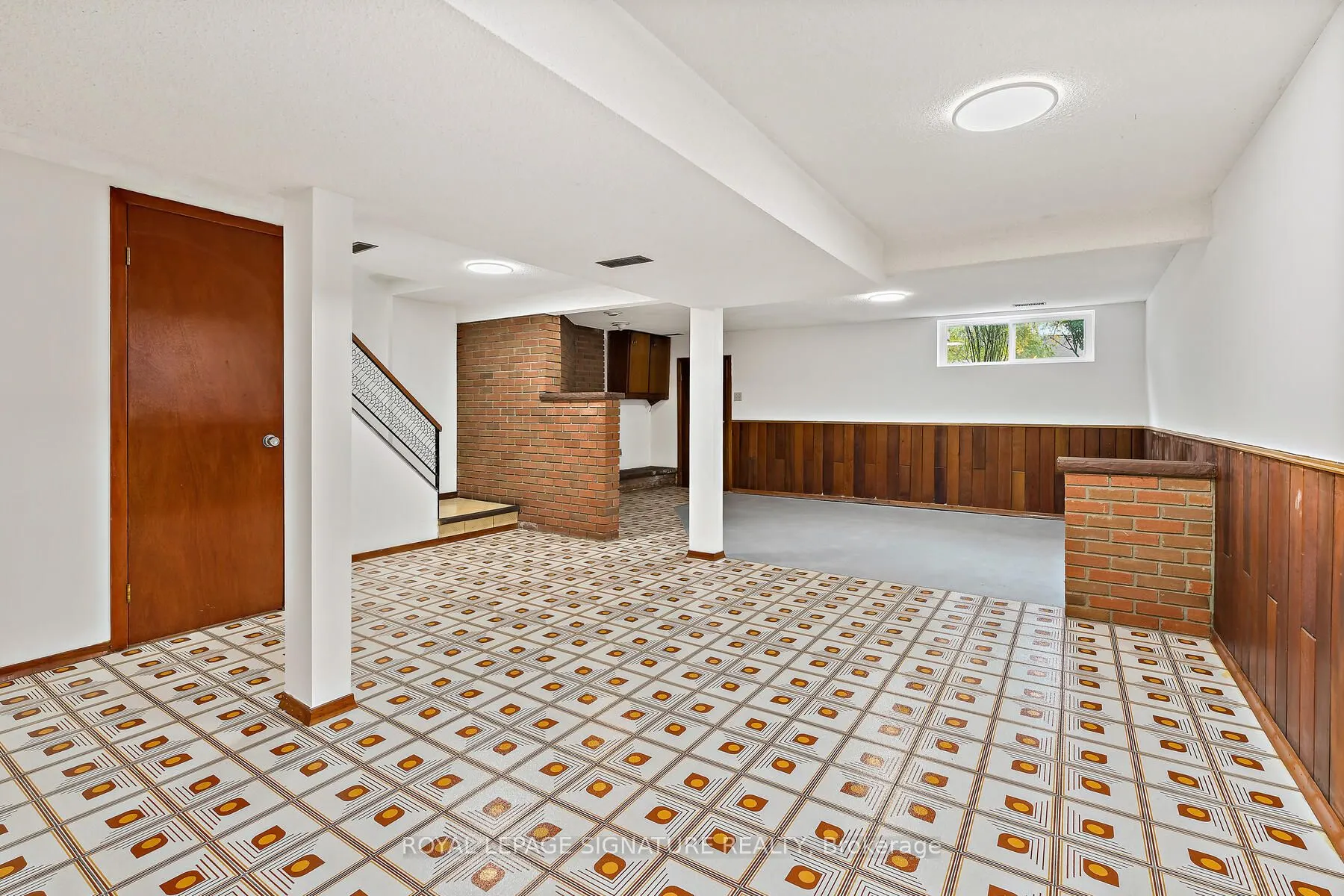 108 Rochman Boulevard