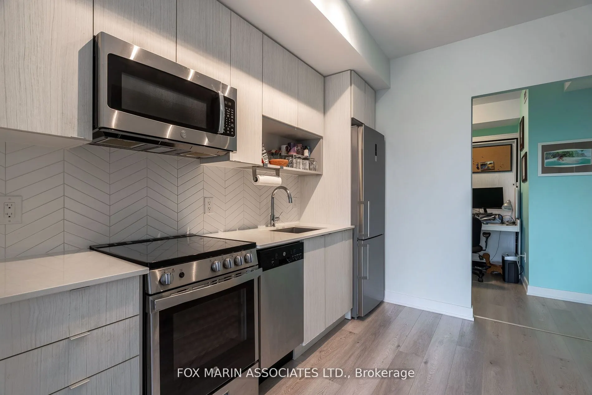 630 Greenwood Avenue, #410