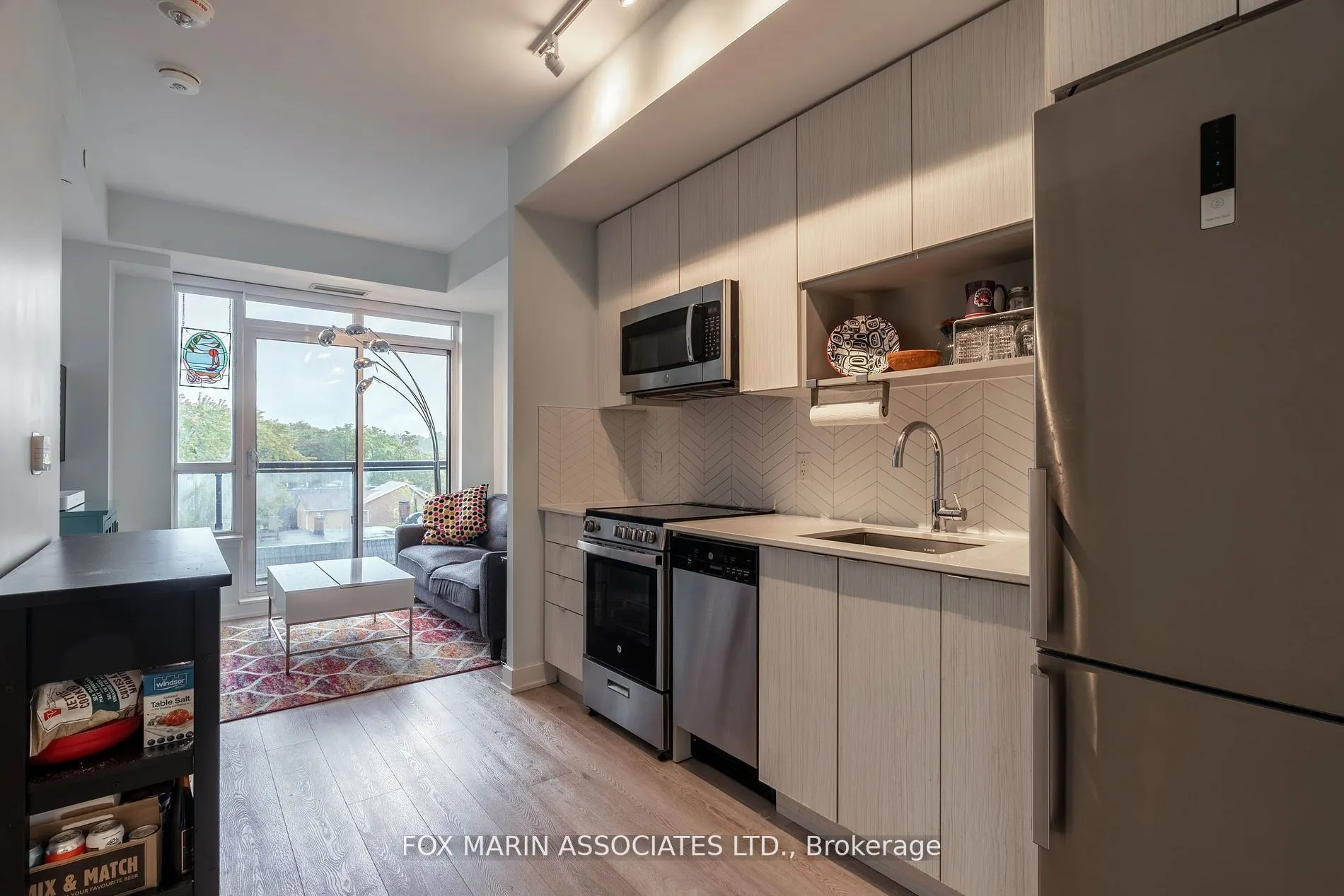 630 Greenwood Avenue, #410