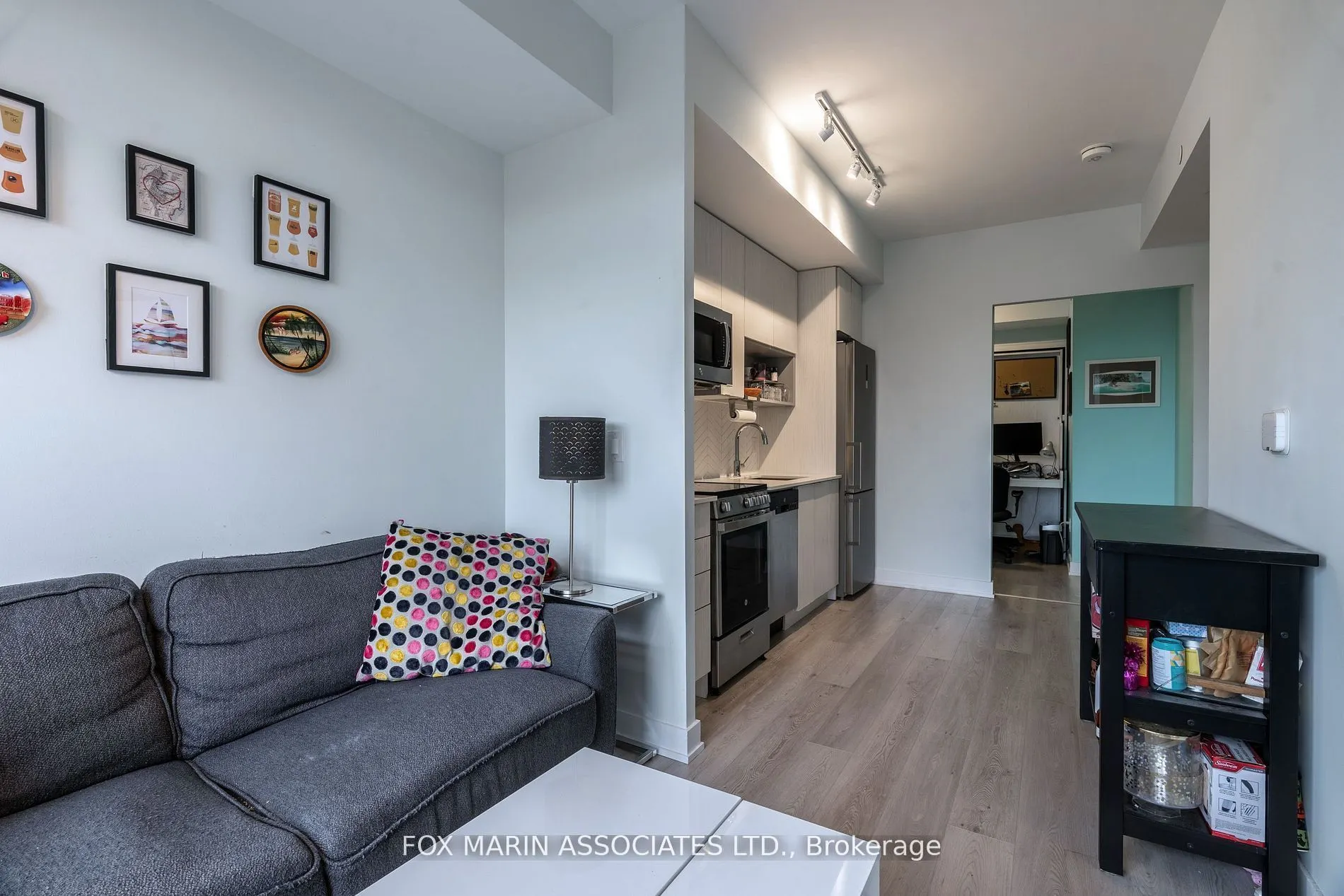 630 Greenwood Avenue, #410