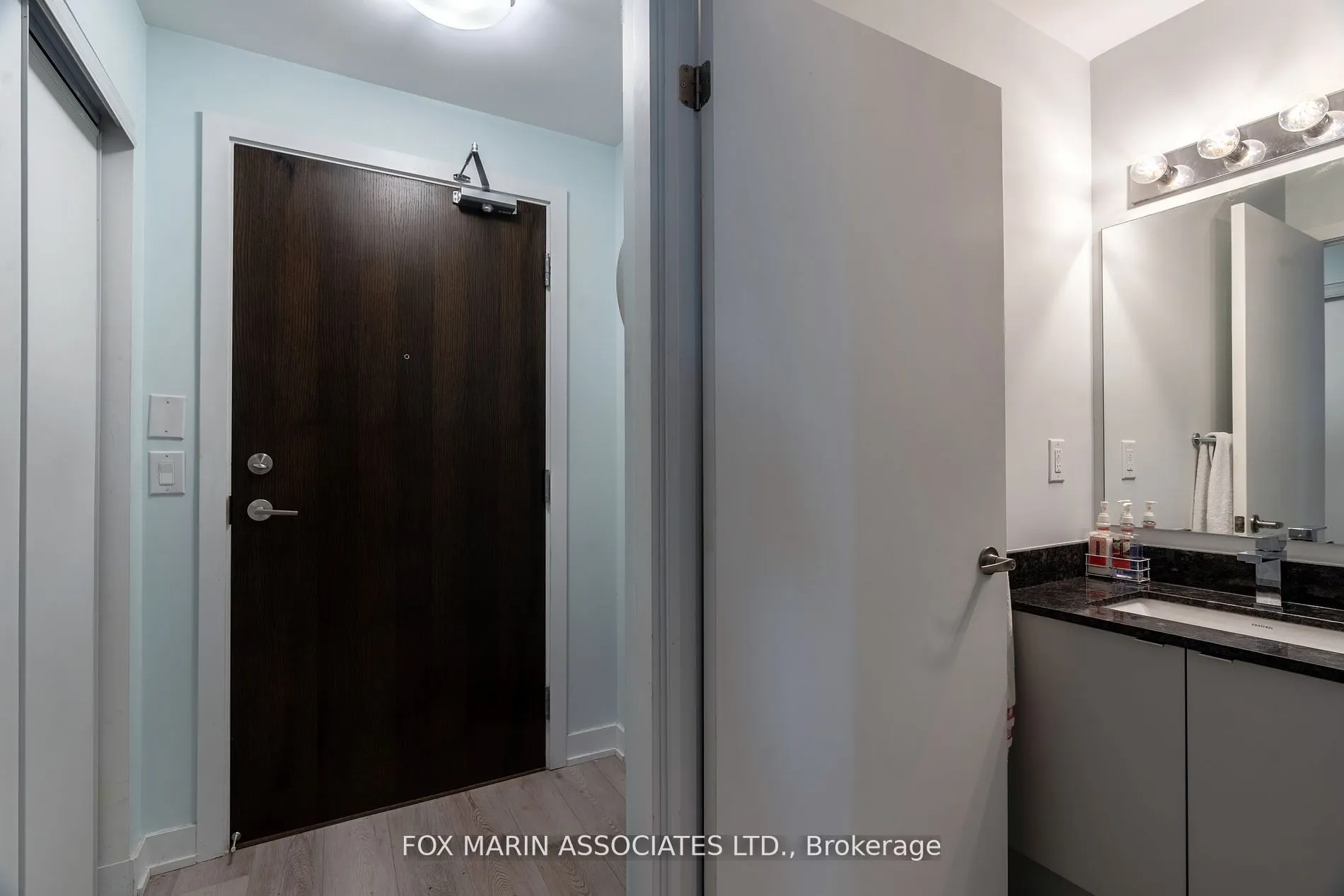 630 Greenwood Avenue, #410